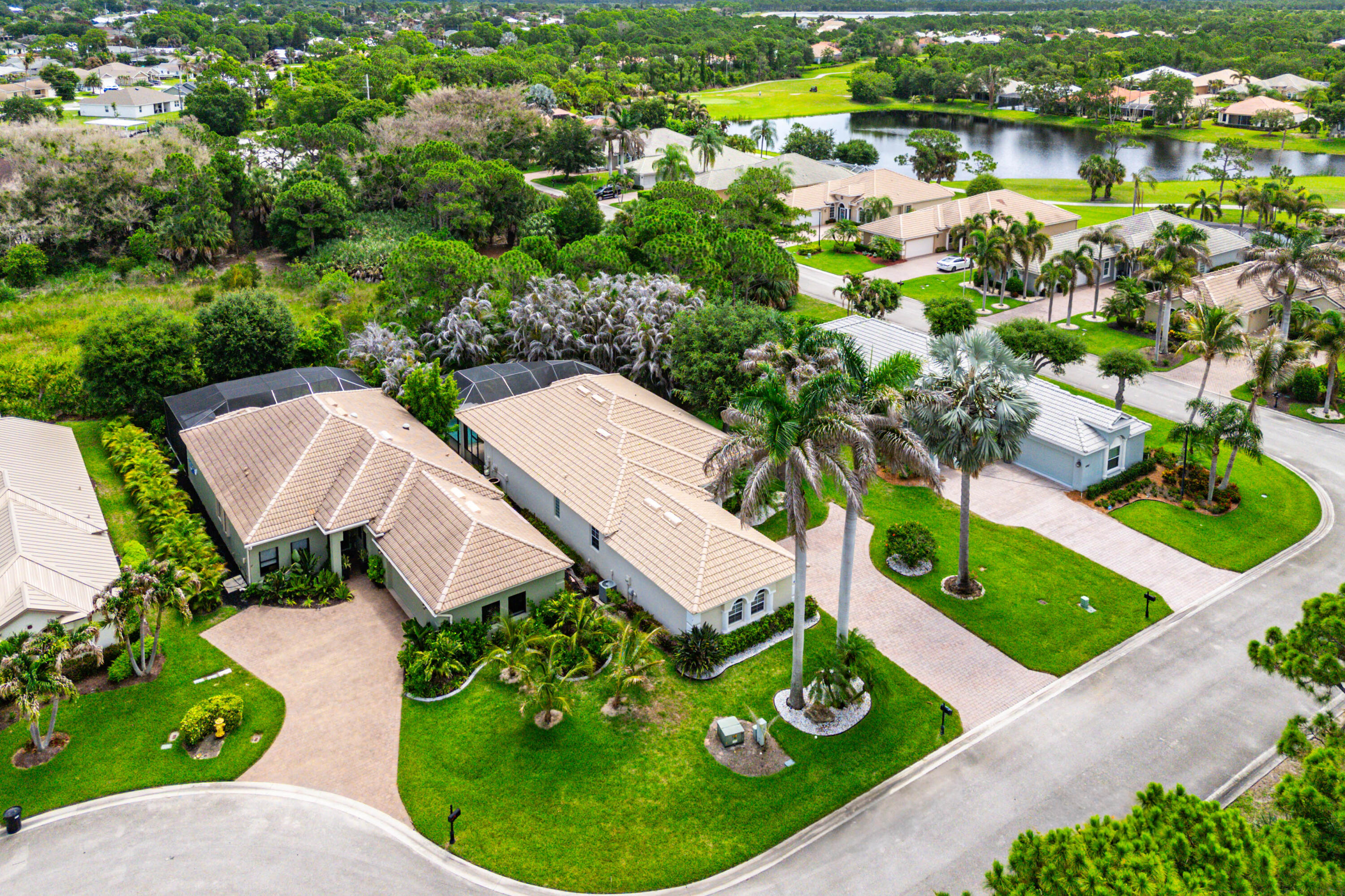 JENSEN BEACH COUNTRY CLUB - Residential