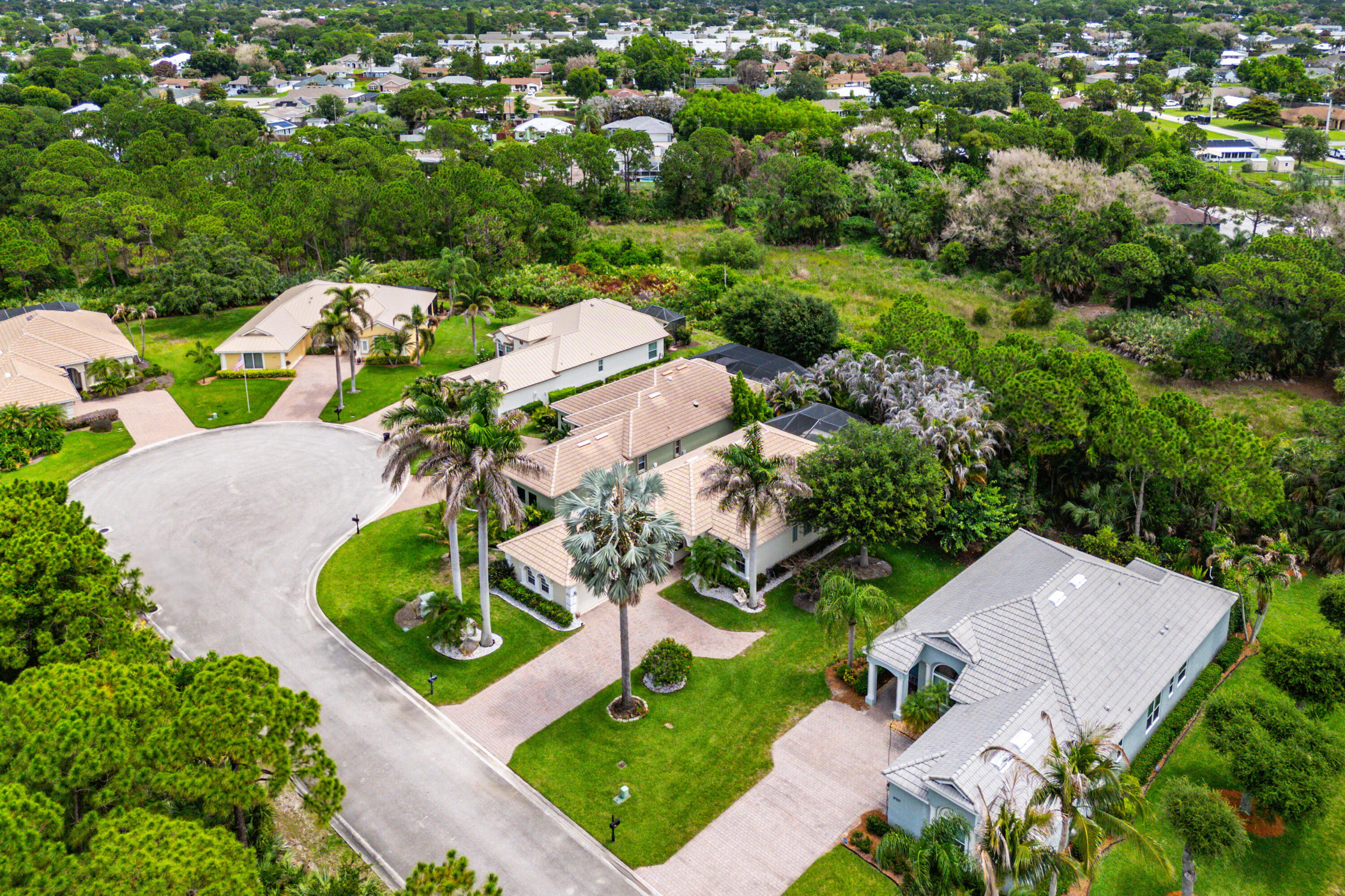 JENSEN BEACH COUNTRY CLUB - Residential