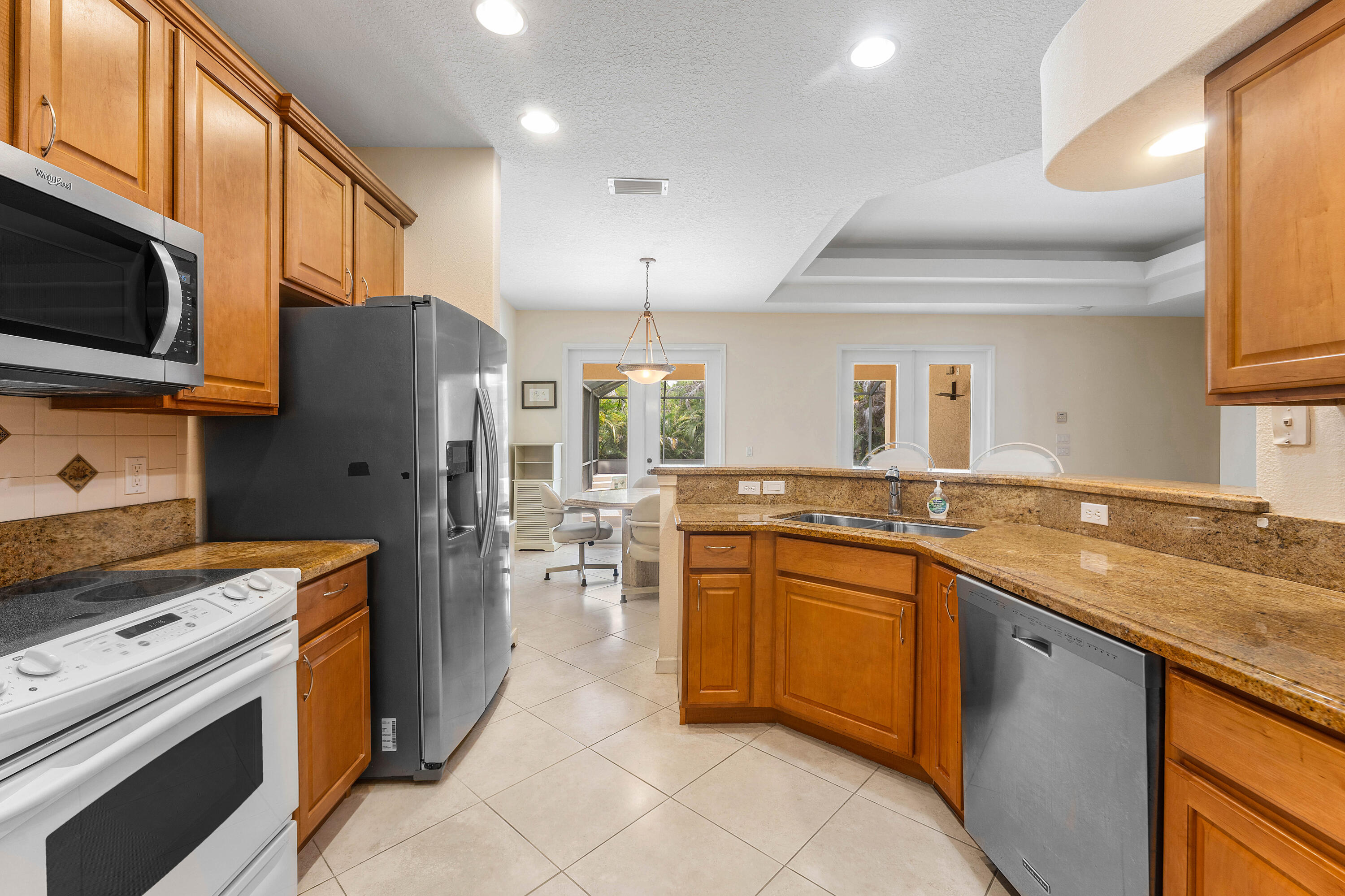 JENSEN BEACH COUNTRY CLUB - Residential