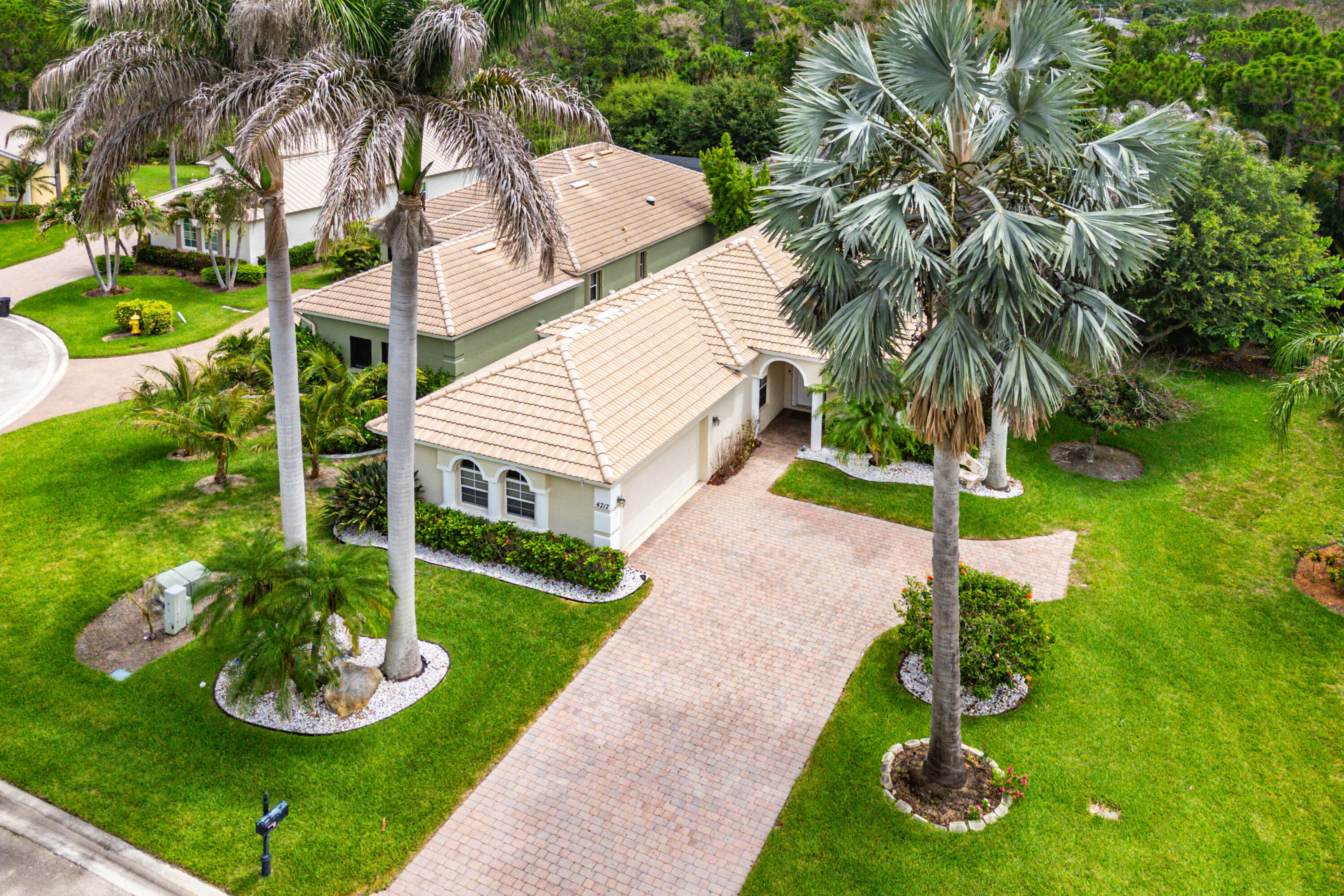JENSEN BEACH COUNTRY CLUB - Residential