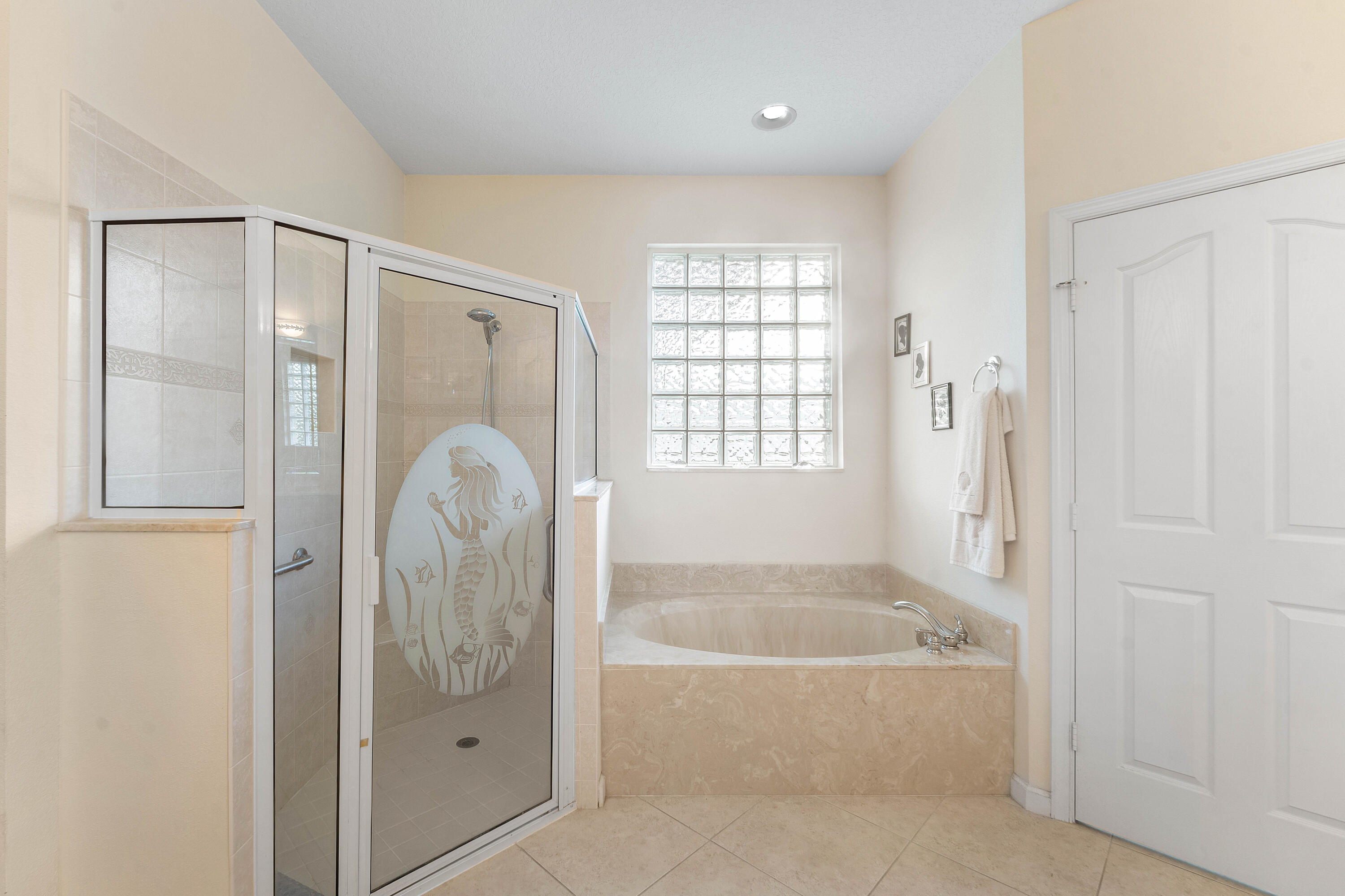 JENSEN BEACH COUNTRY CLUB - Residential