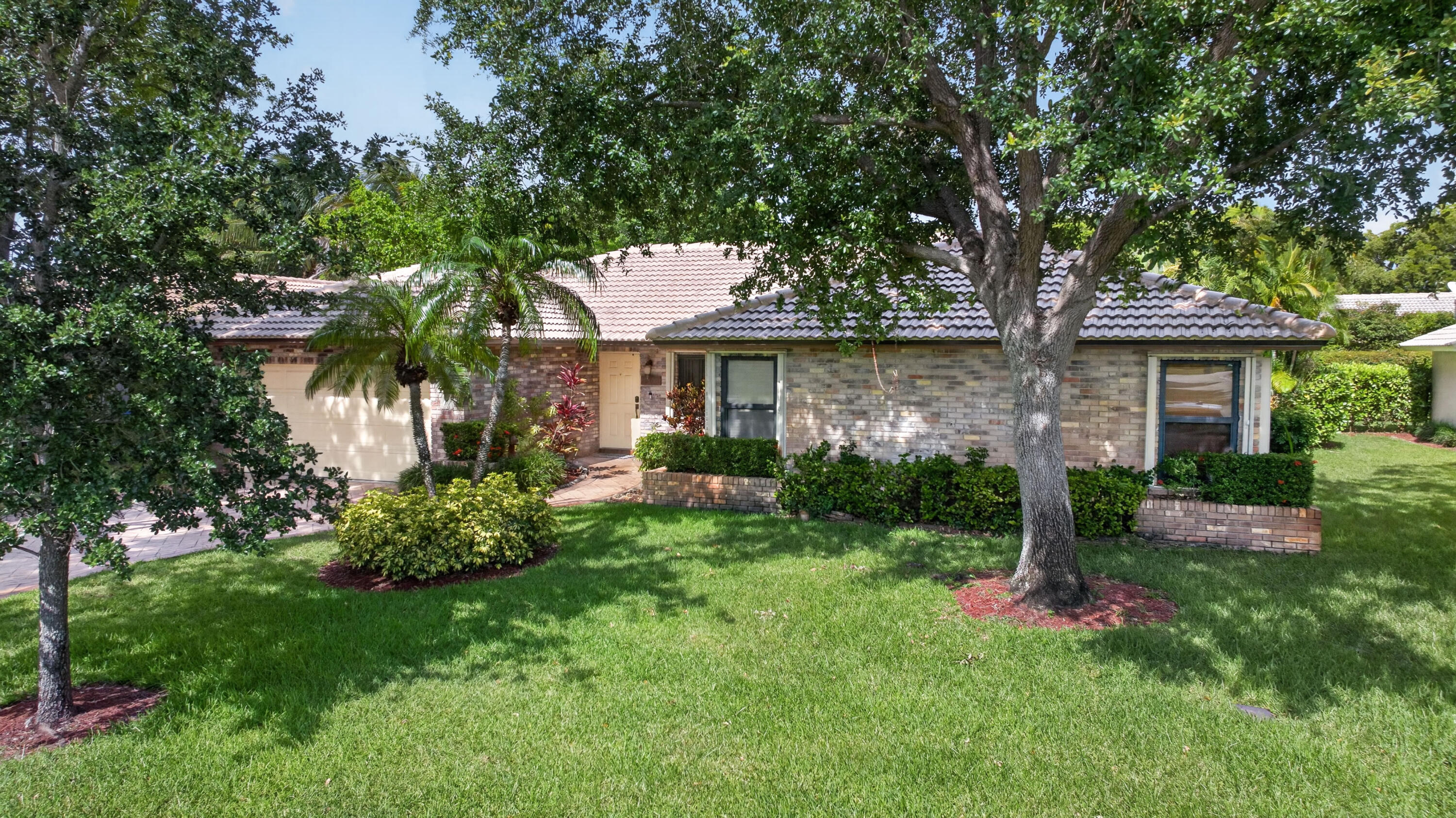 CYPRESS RUN - Residential
