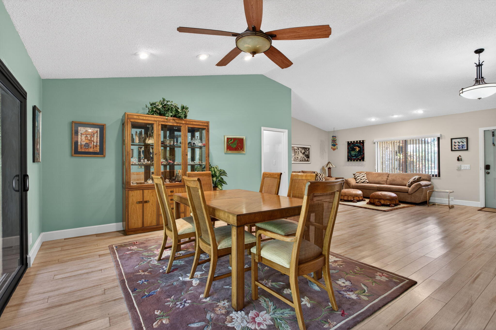 CYPRESS RUN - Residential