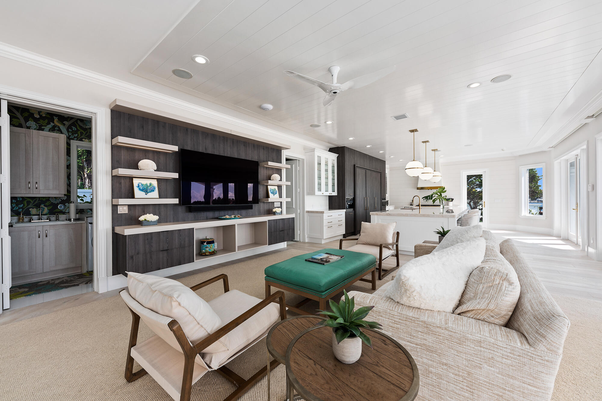 Anchorage Point - Residential