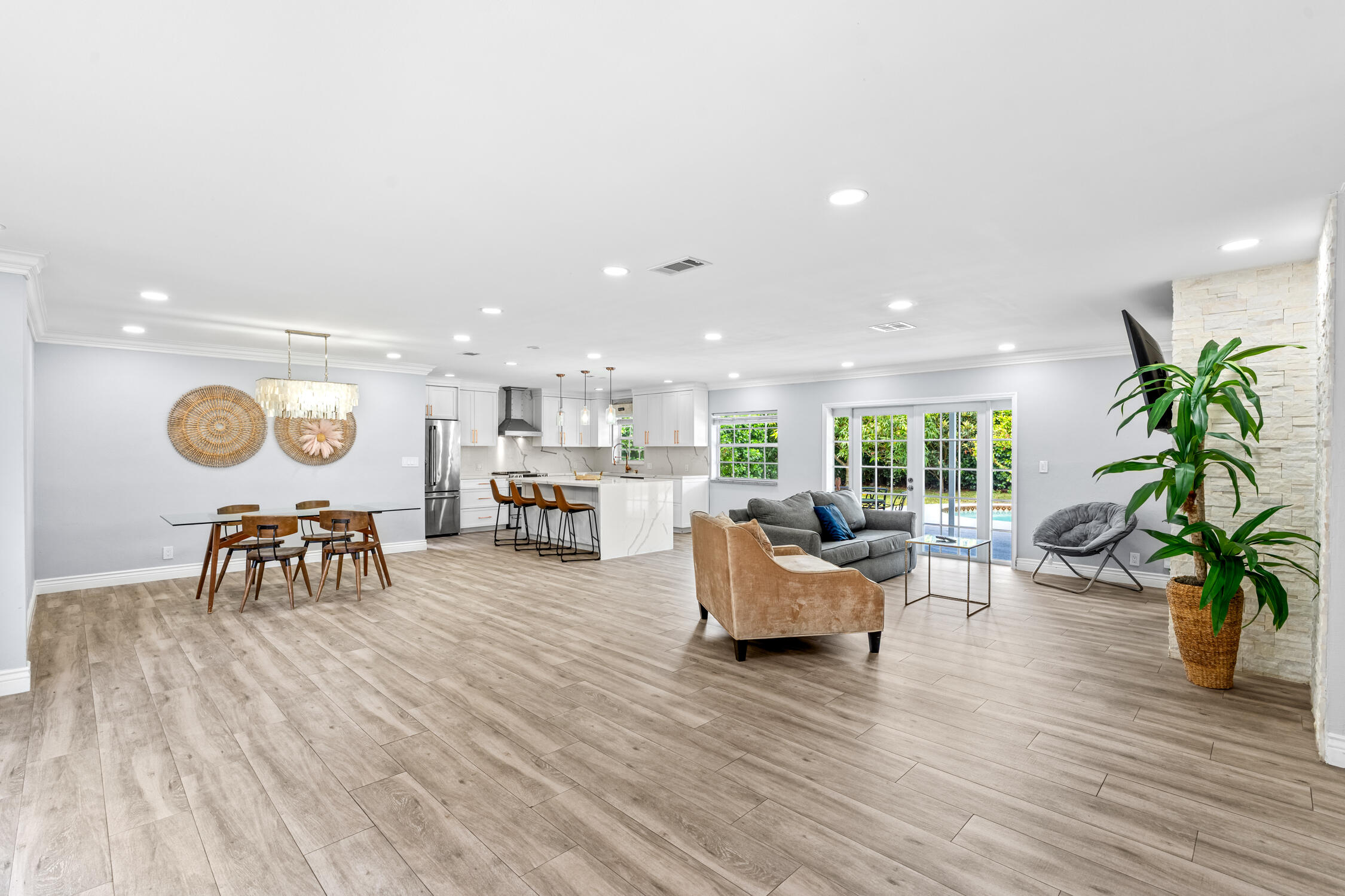 MAPLEWOOD - Residential