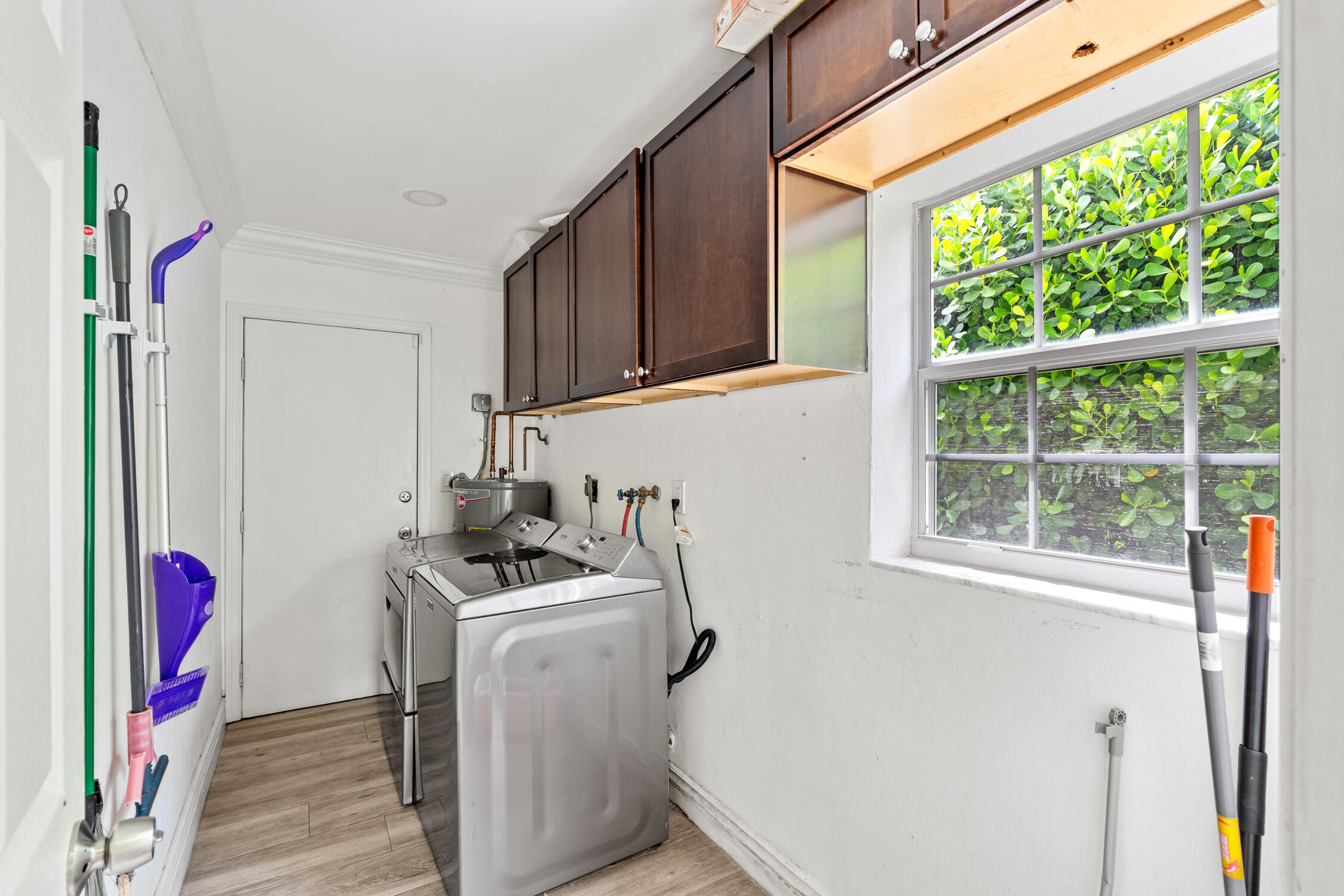 MAPLEWOOD - Residential