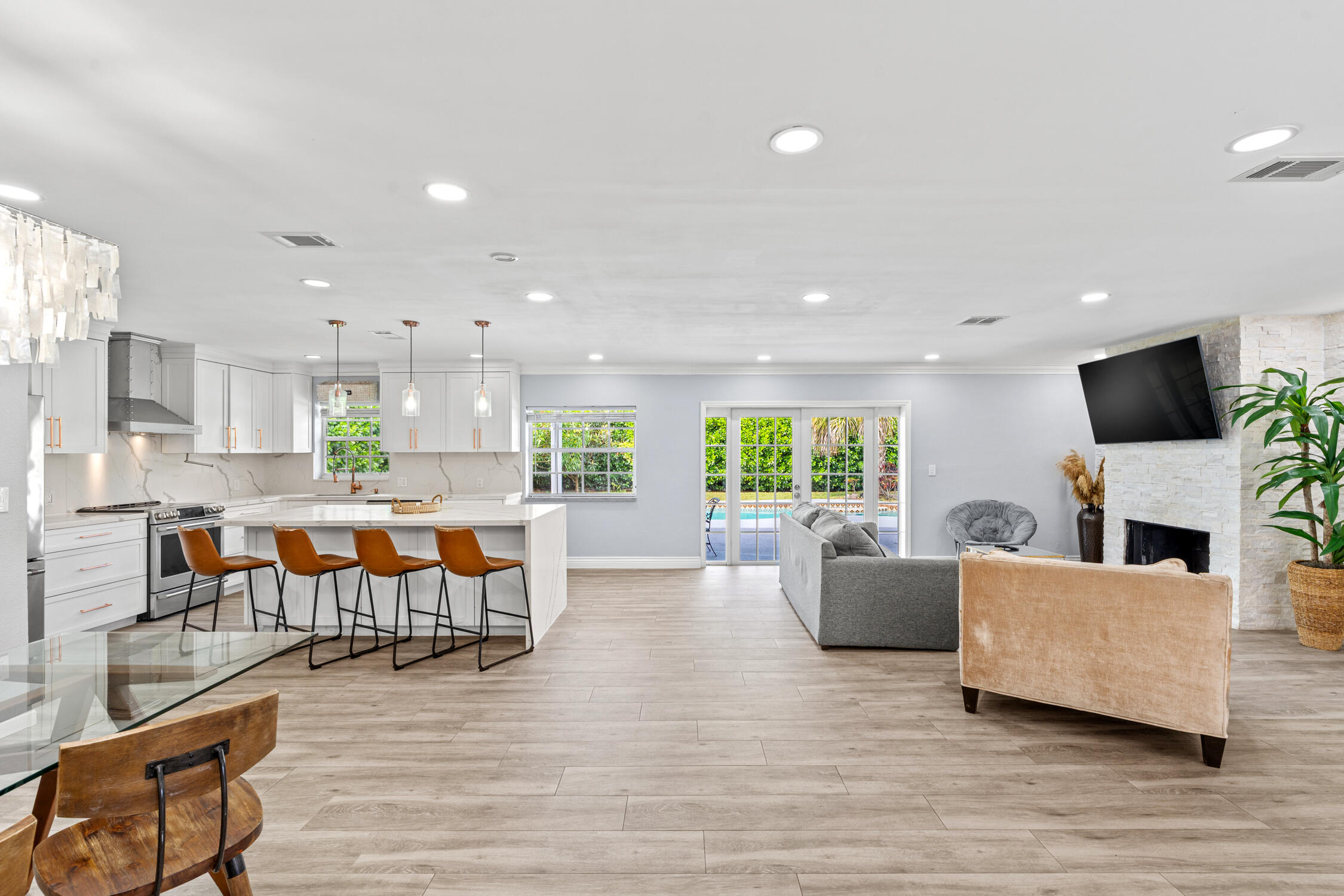 MAPLEWOOD - Residential