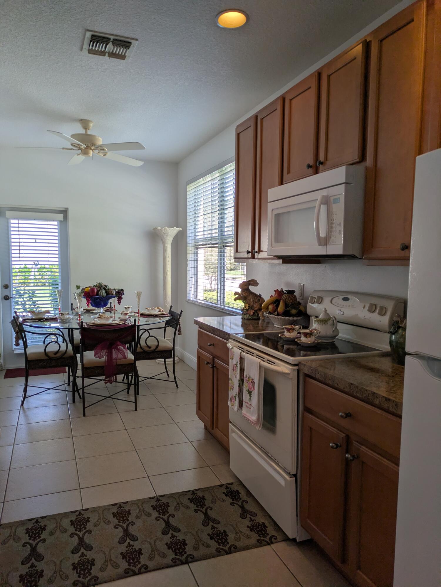 EAST LAKE VILLAGE NO 3 - Residential