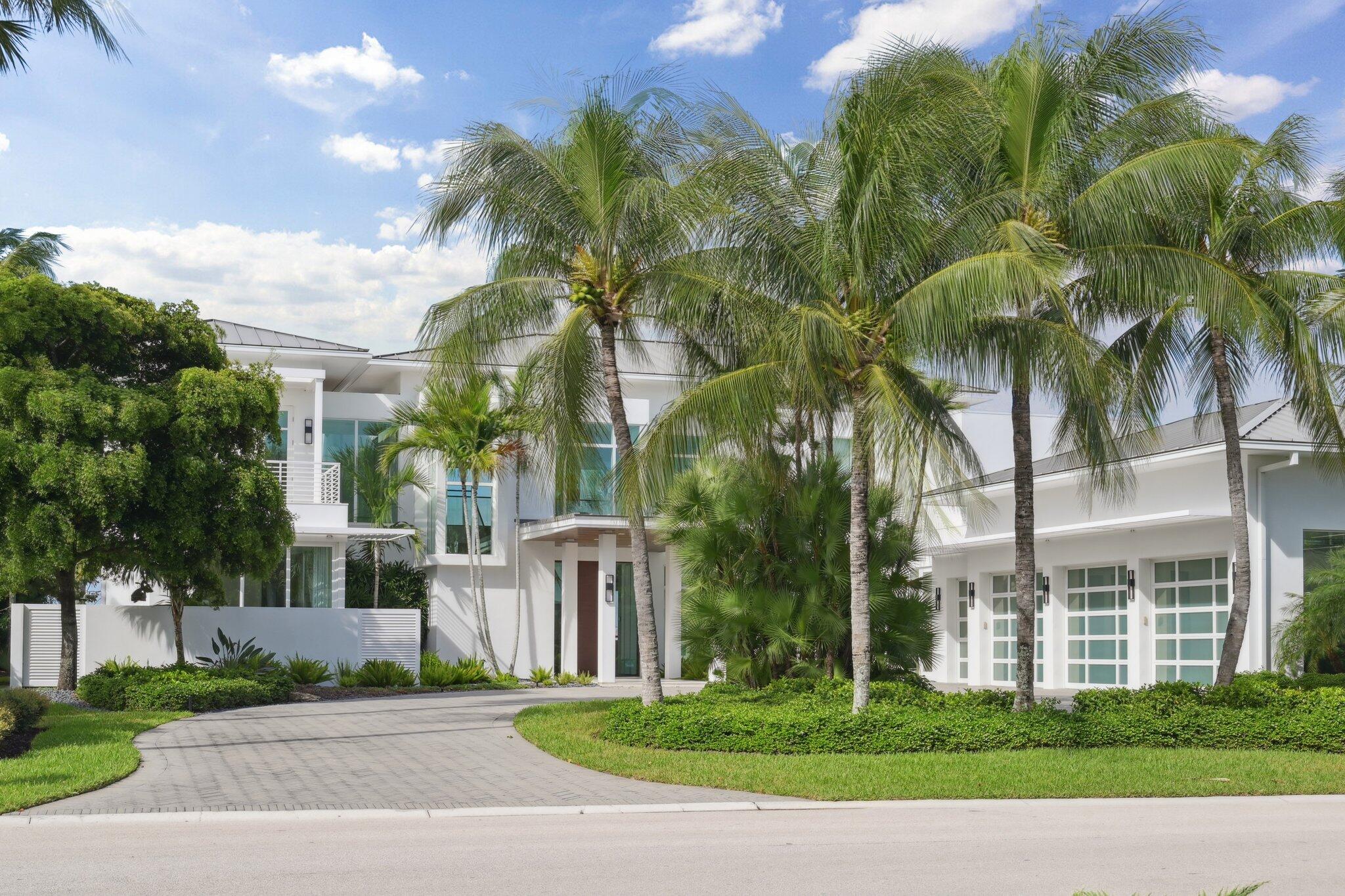 SAILFISH POINT - Residential