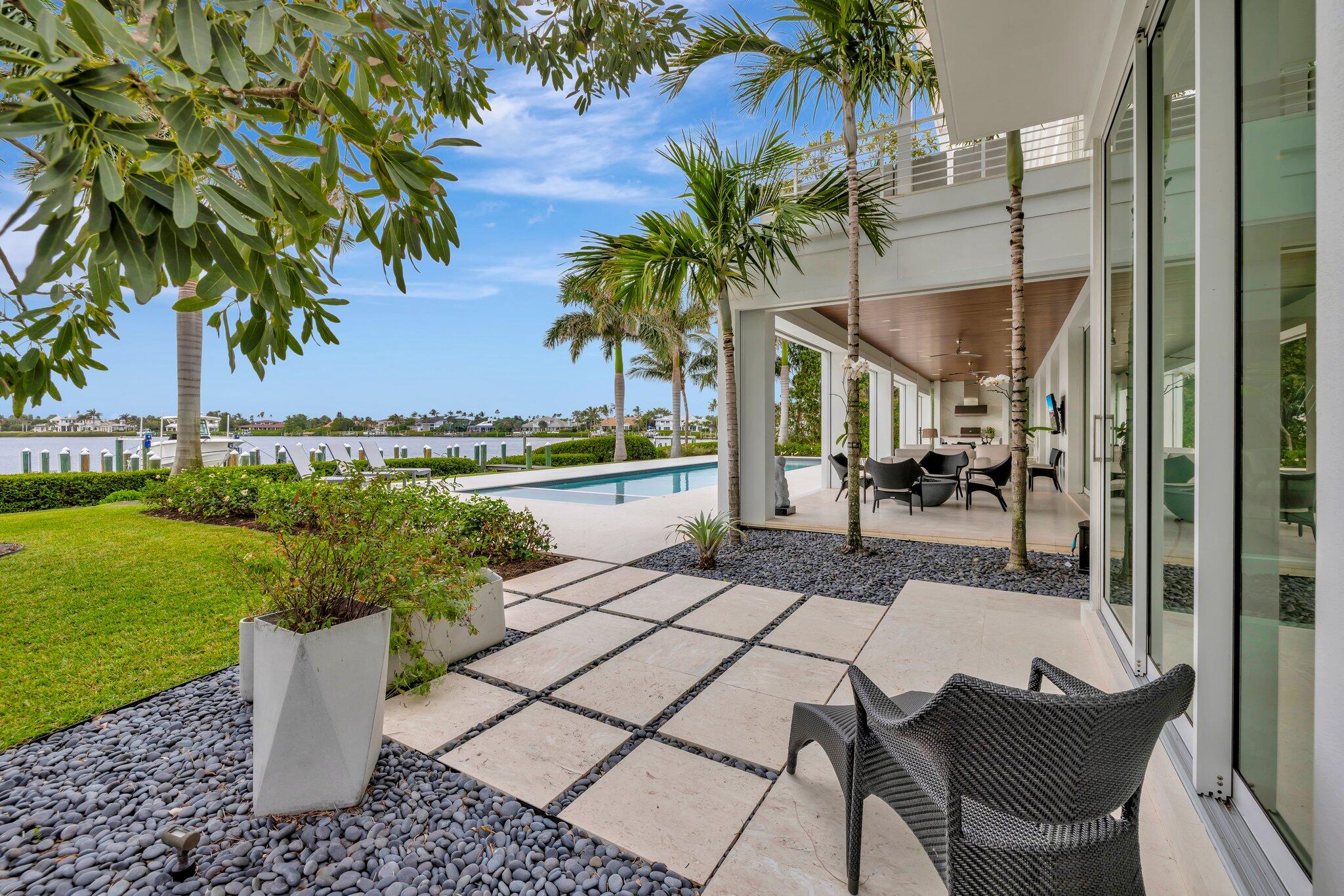 SAILFISH POINT - Residential