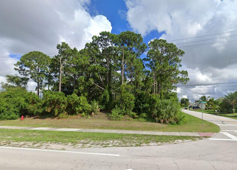 PORT ST LUCIE SECTION 9 - Land