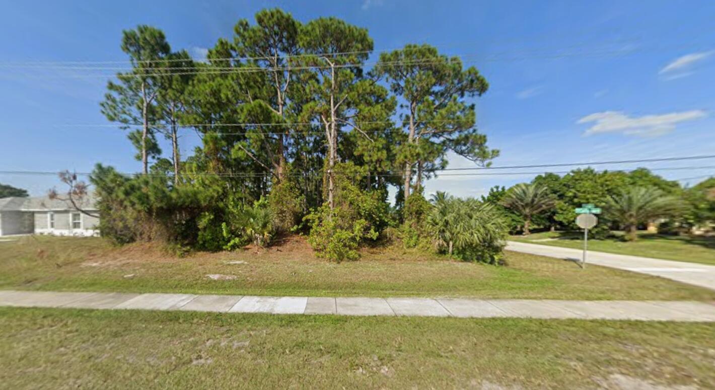 PORT ST LUCIE SECTION 9 - Land