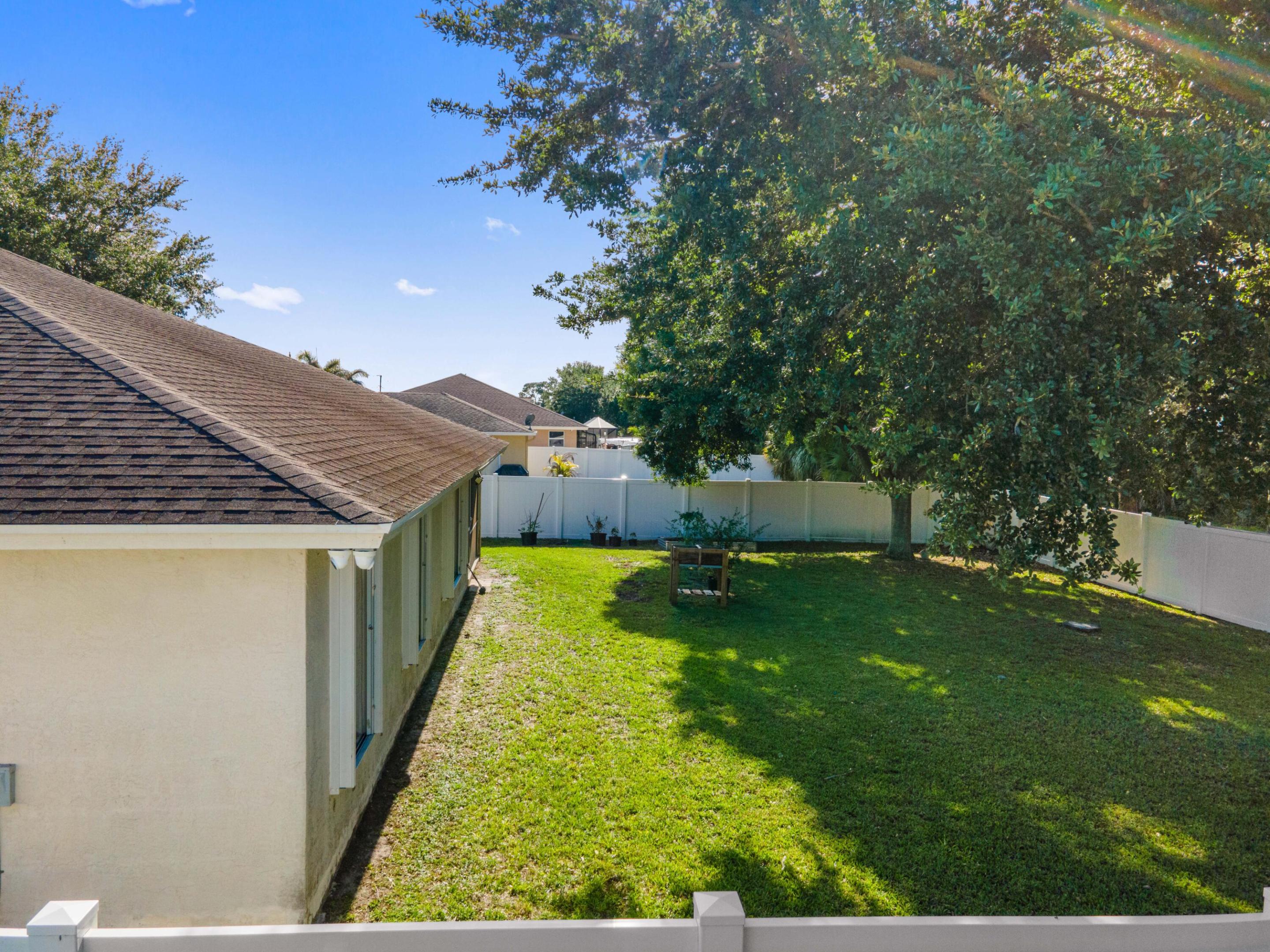 PORT ST LUCIE SECTION 7 - Residential