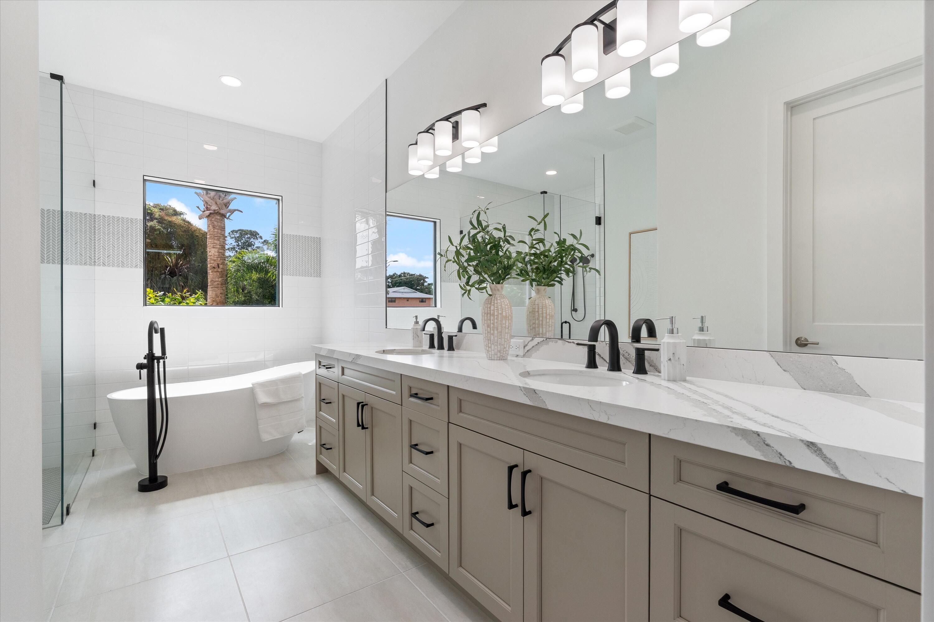 RIVERSIDE PARK - Residential