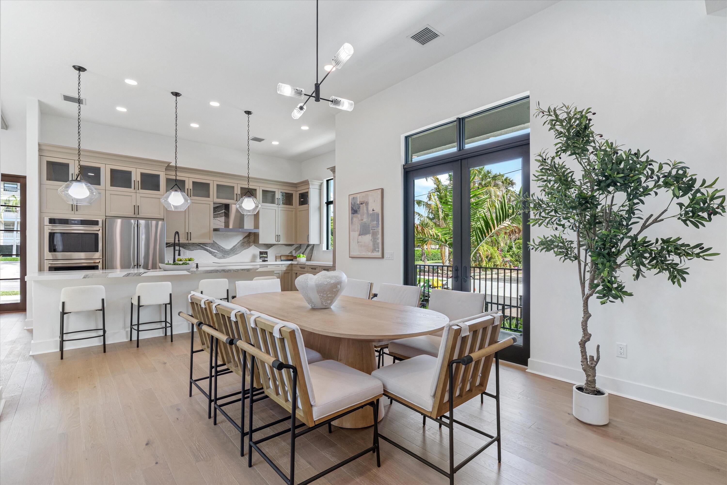 RIVERSIDE PARK - Residential