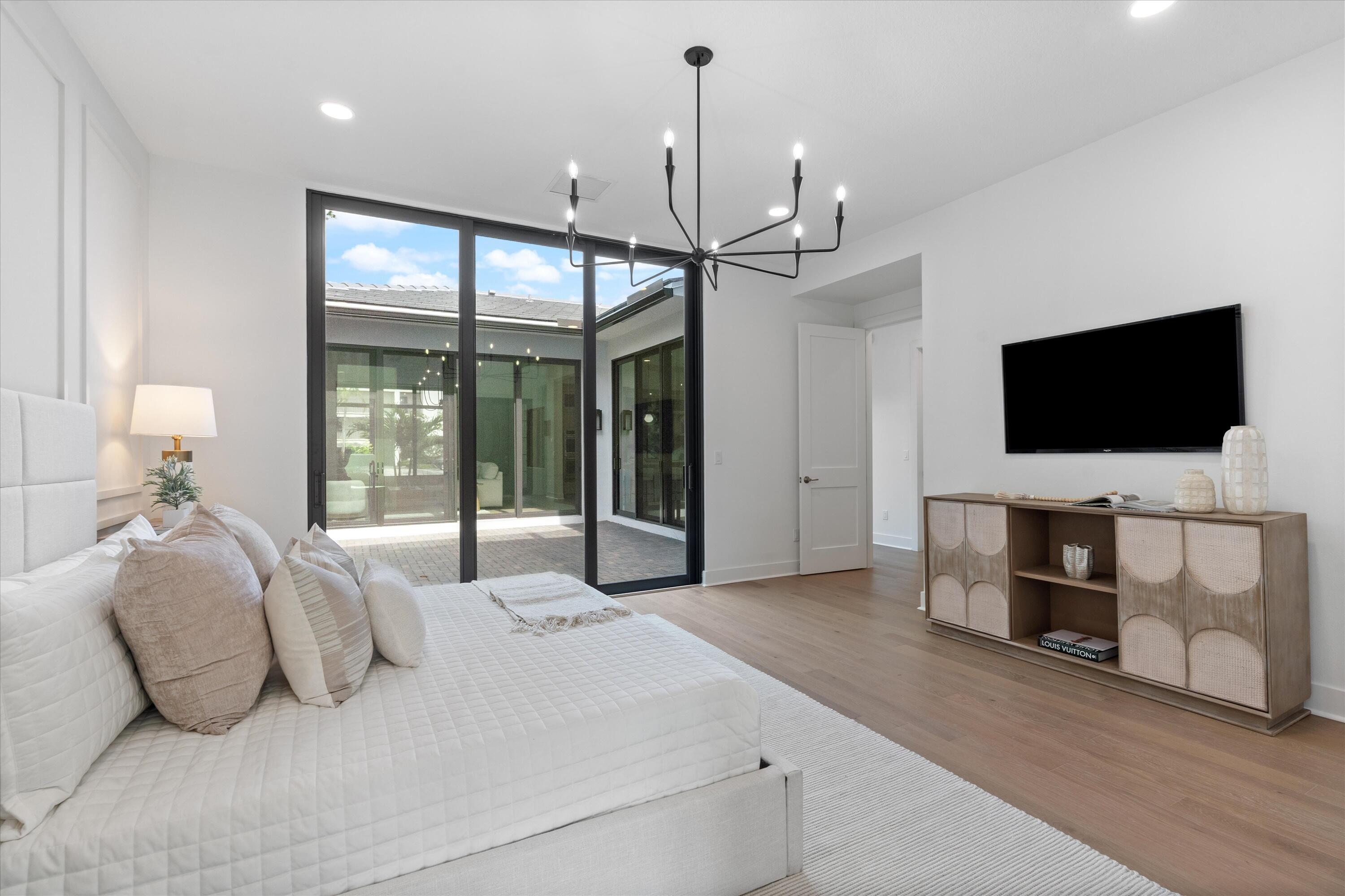 RIVERSIDE PARK - Residential