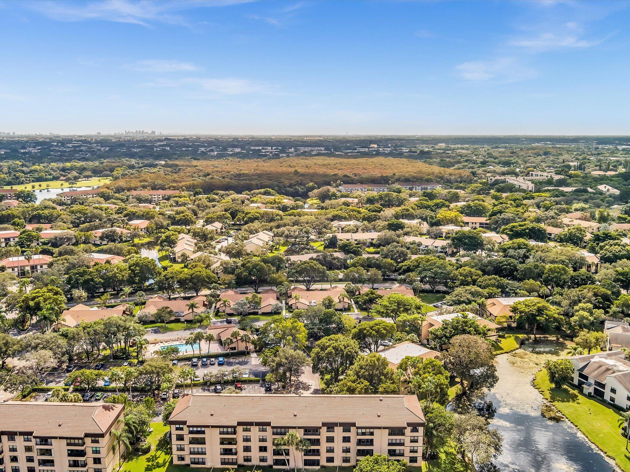 APPLEWOOD VILLAGE I-A CONDO - Residential