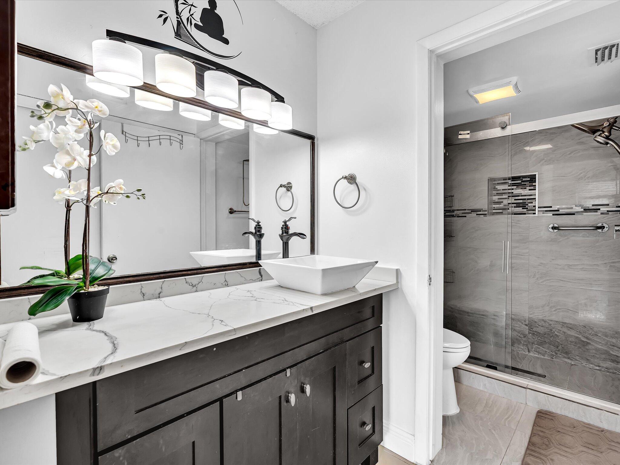 APPLEWOOD VILLAGE I-A CONDO - Residential
