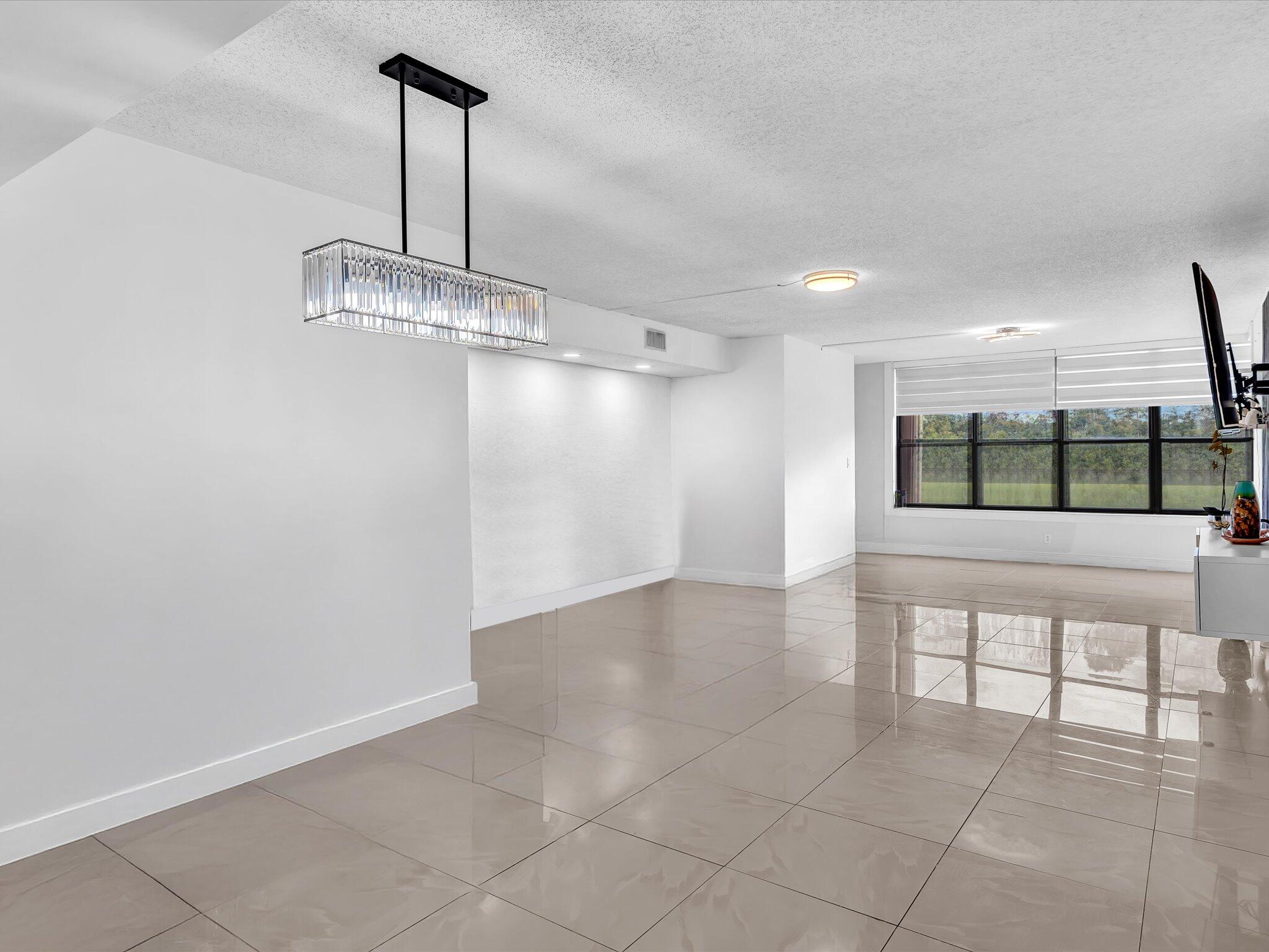 APPLEWOOD VILLAGE I-A CONDO - Residential