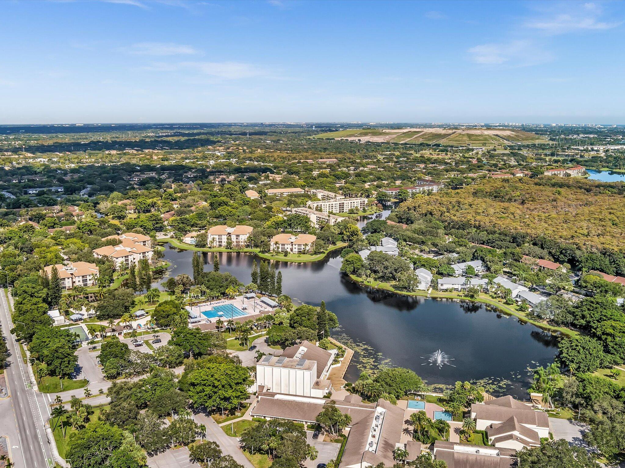 APPLEWOOD VILLAGE I-A CONDO - Residential