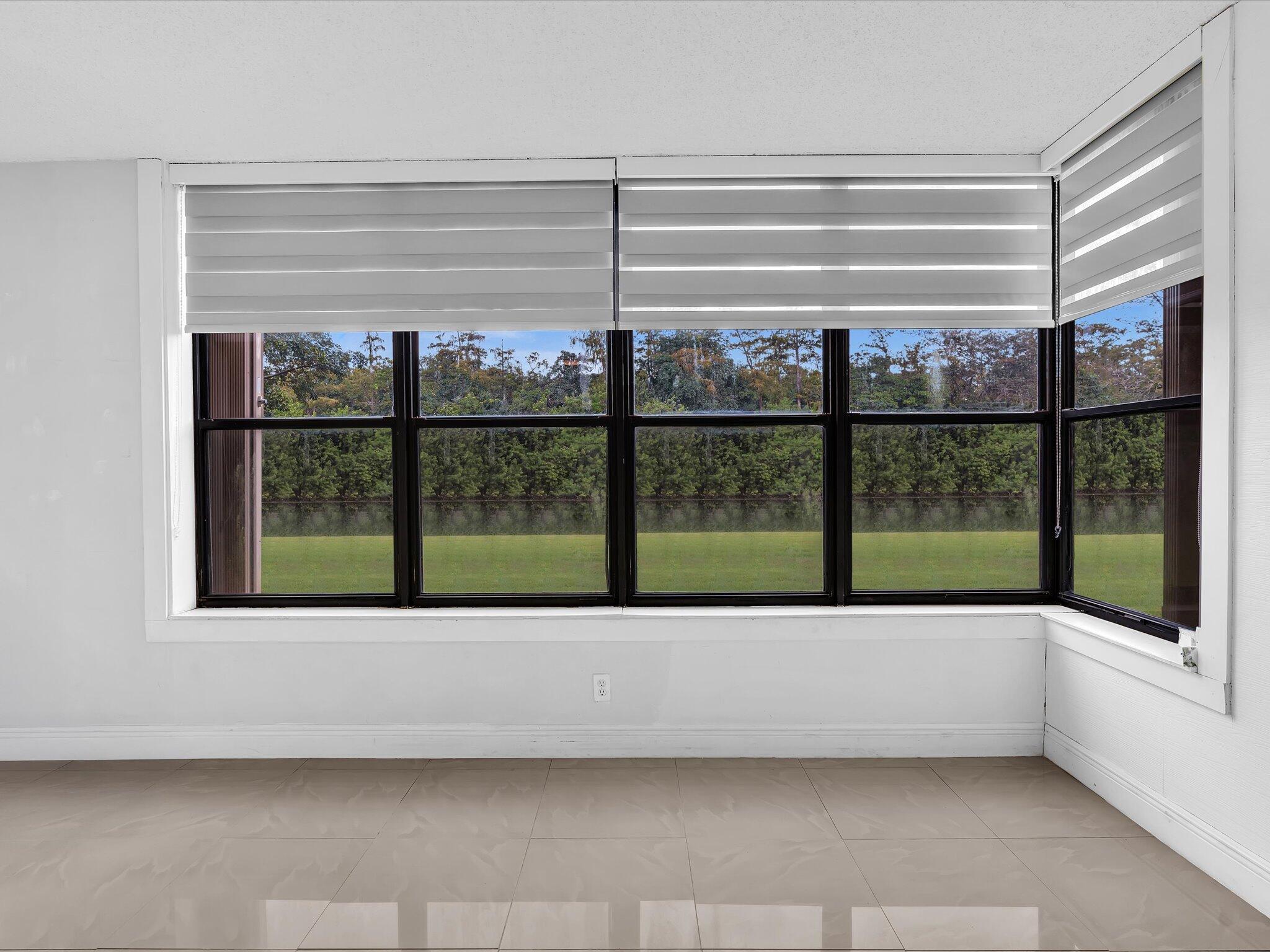 APPLEWOOD VILLAGE I-A CONDO - Residential