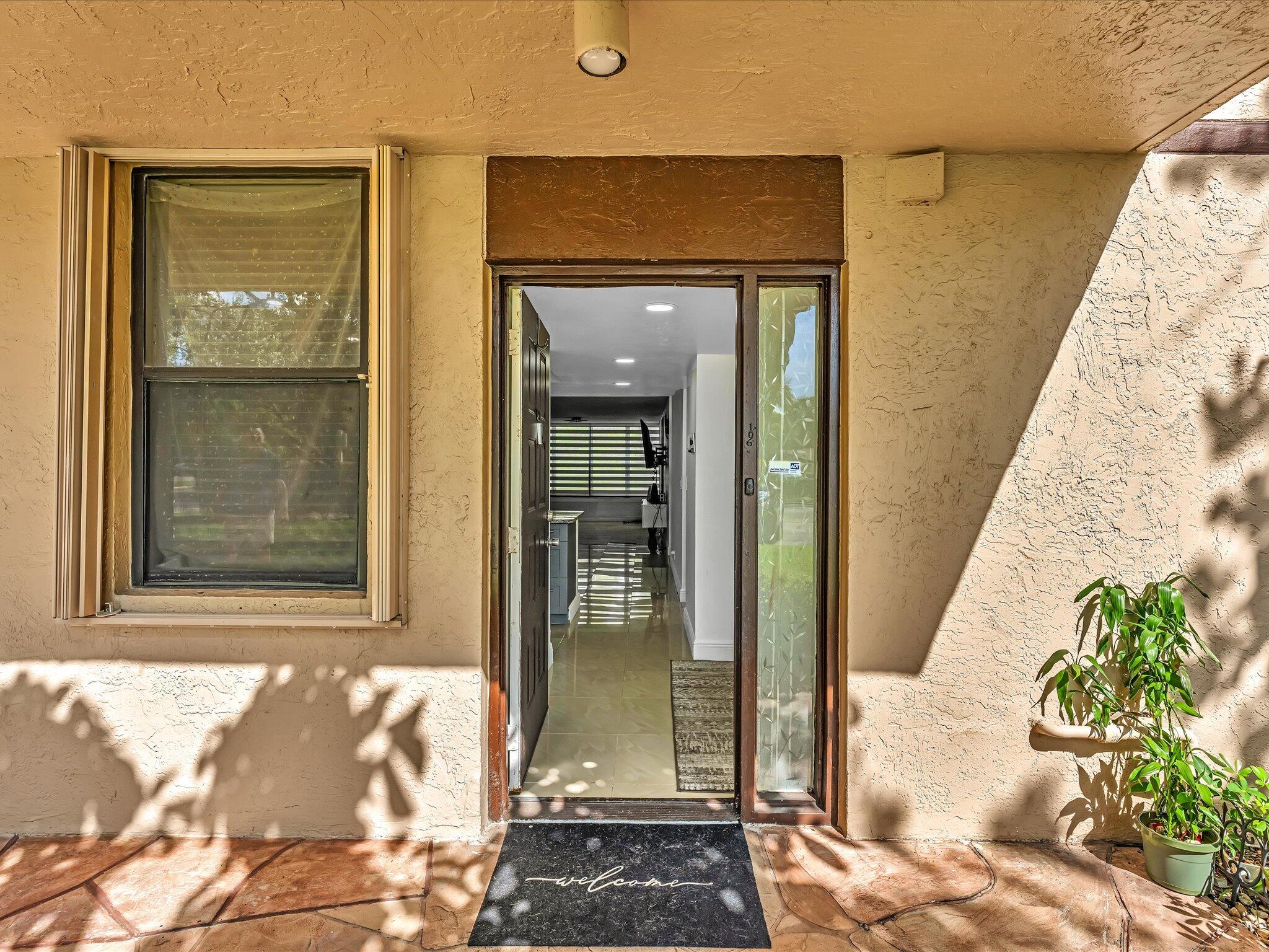APPLEWOOD VILLAGE I-A CONDO - Residential