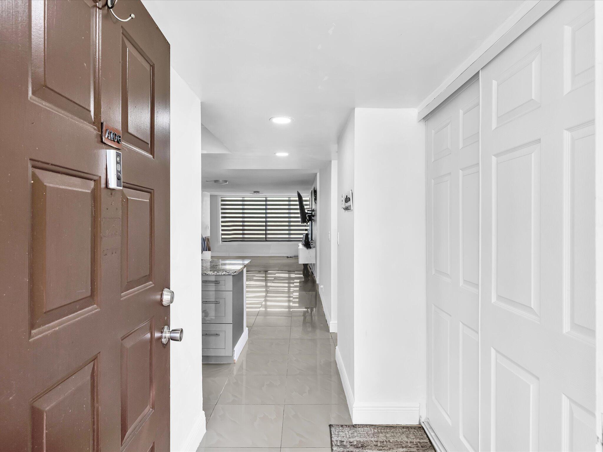 APPLEWOOD VILLAGE I-A CONDO - Residential