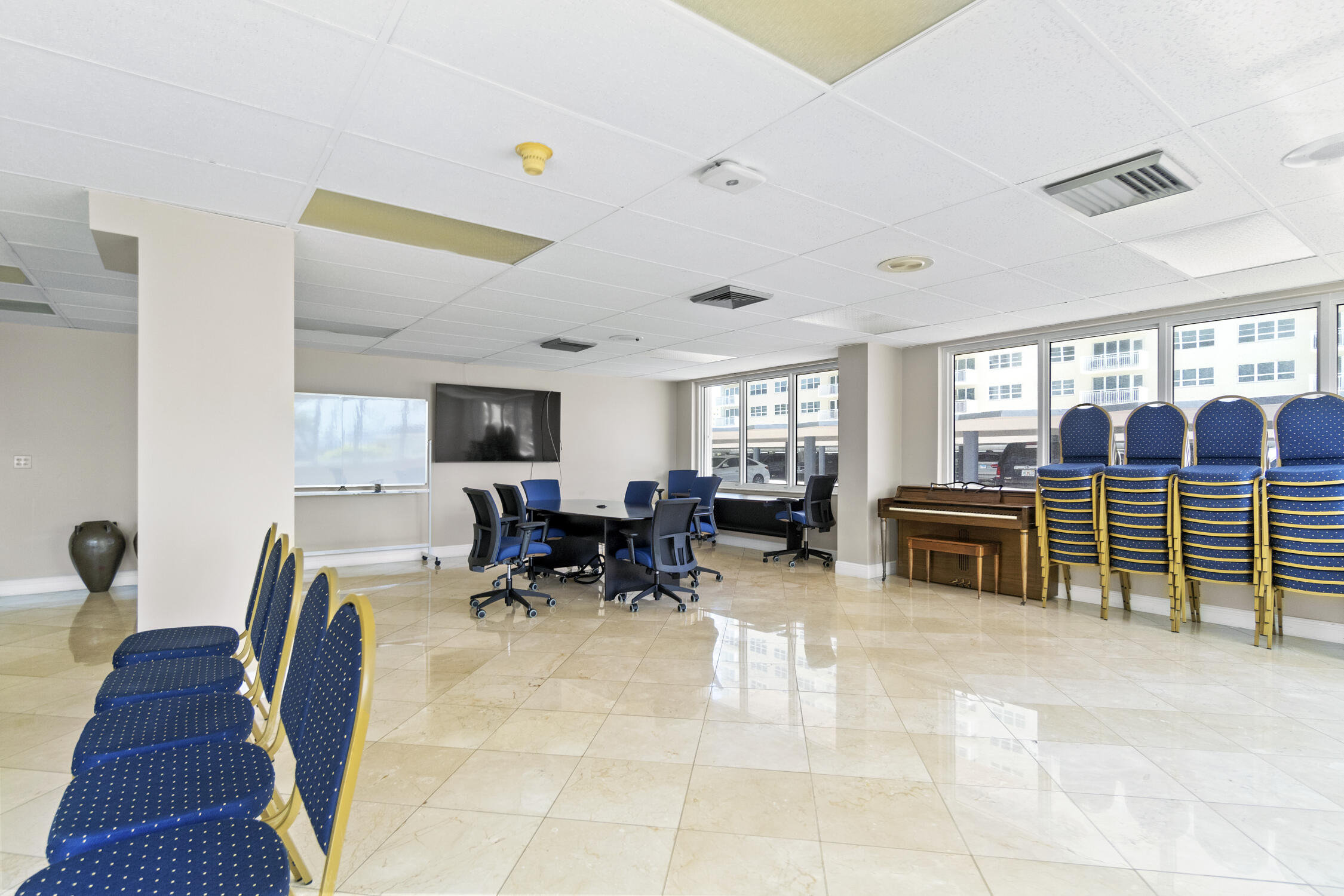 SEA MONARCH CONDO - Residential