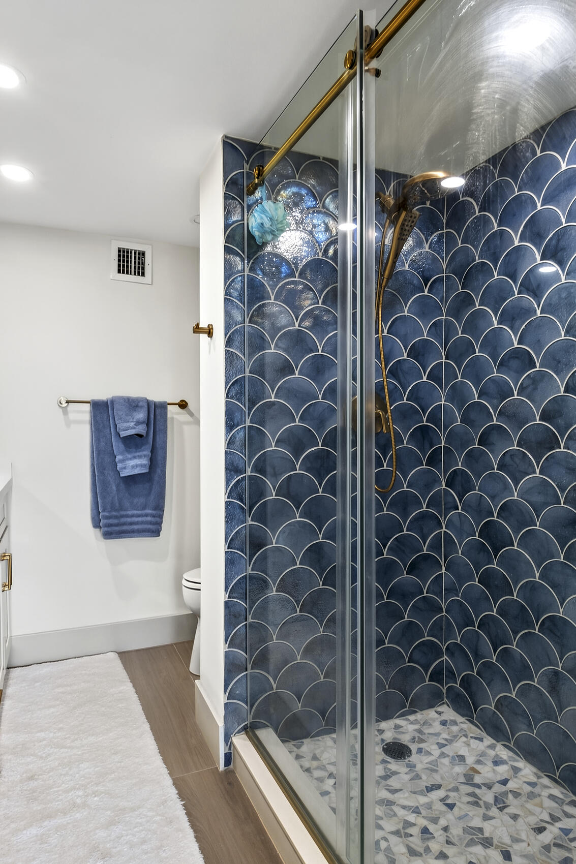 SEA MONARCH CONDO - Residential