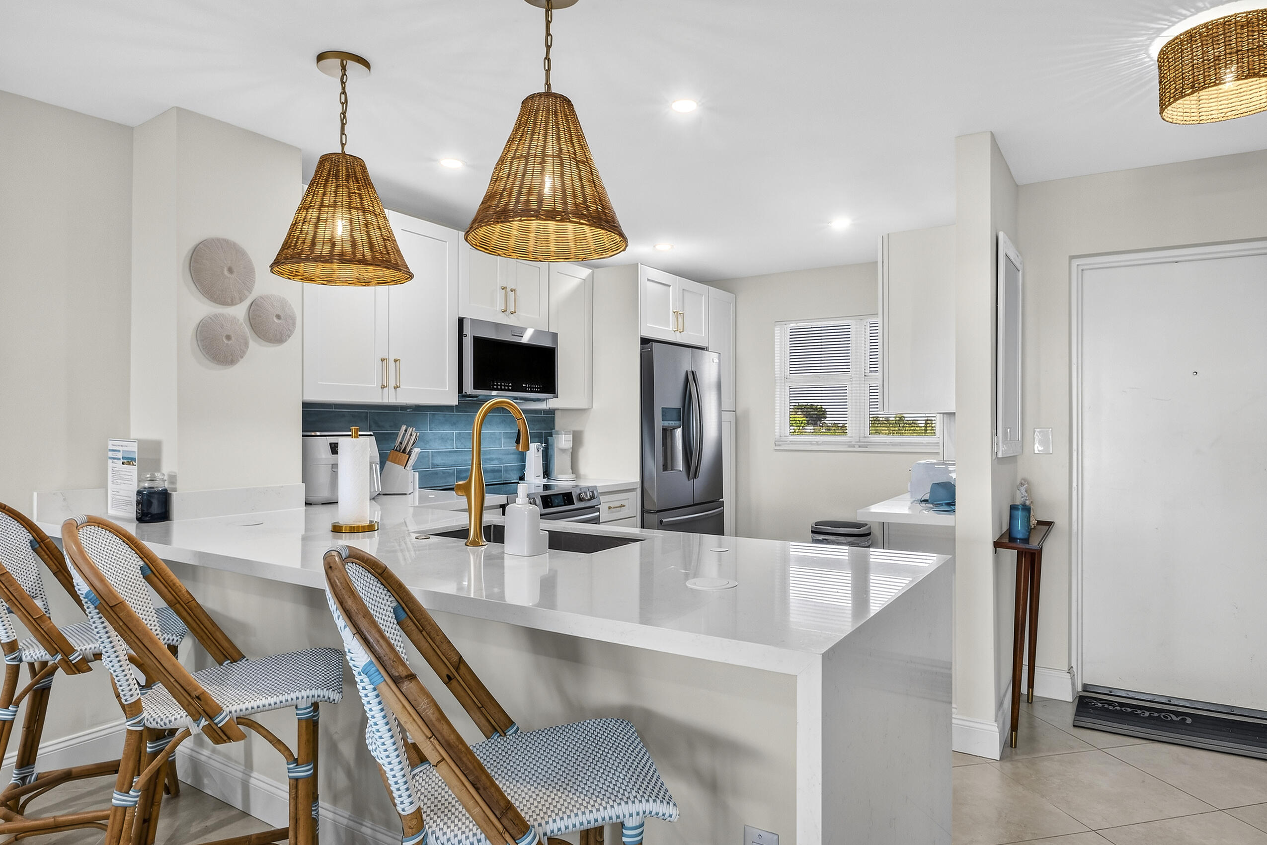 SEA MONARCH CONDO - Residential