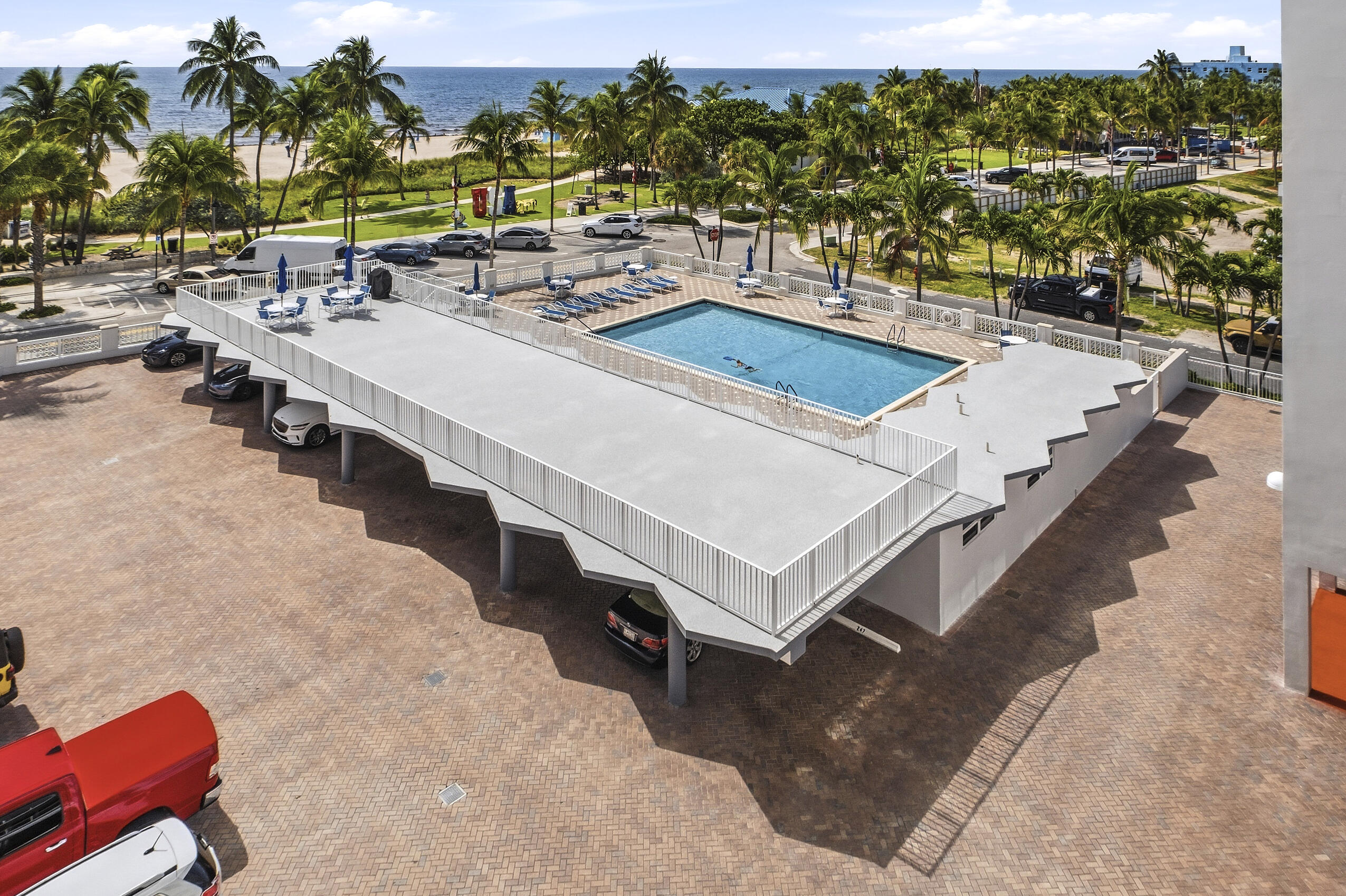 SEA MONARCH CONDO - Residential