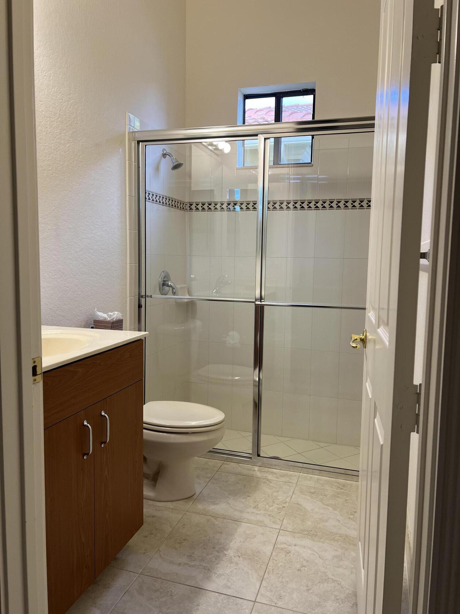 TIVOLI ISLES PUD - Residential Lease