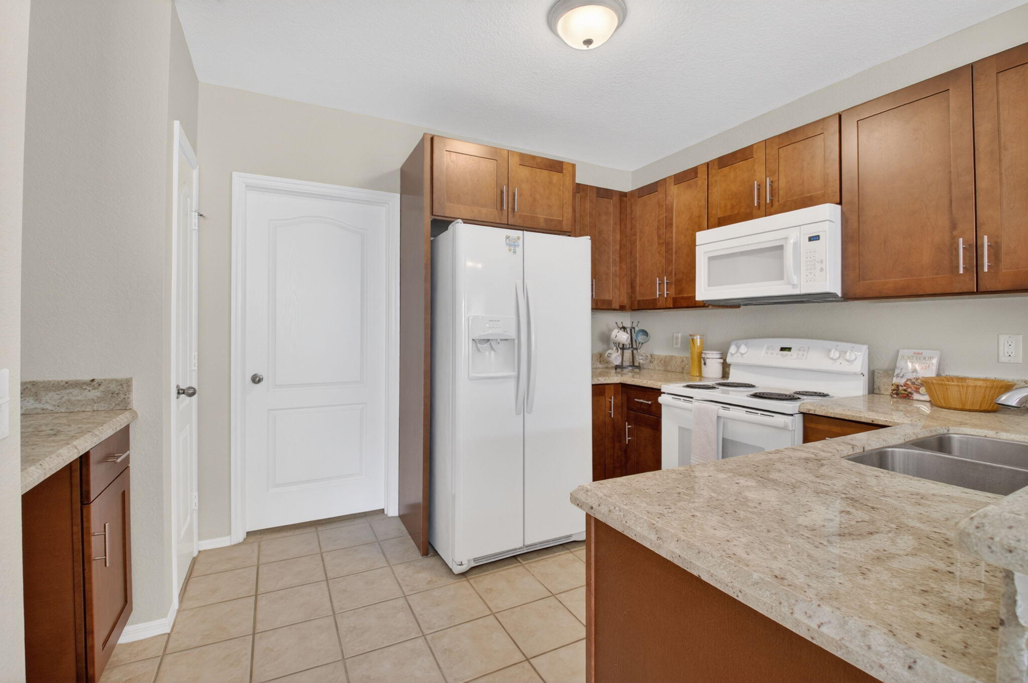 RESIDENCES OF BELMONT AT BOYNTON BEACH CONDO - Residential
