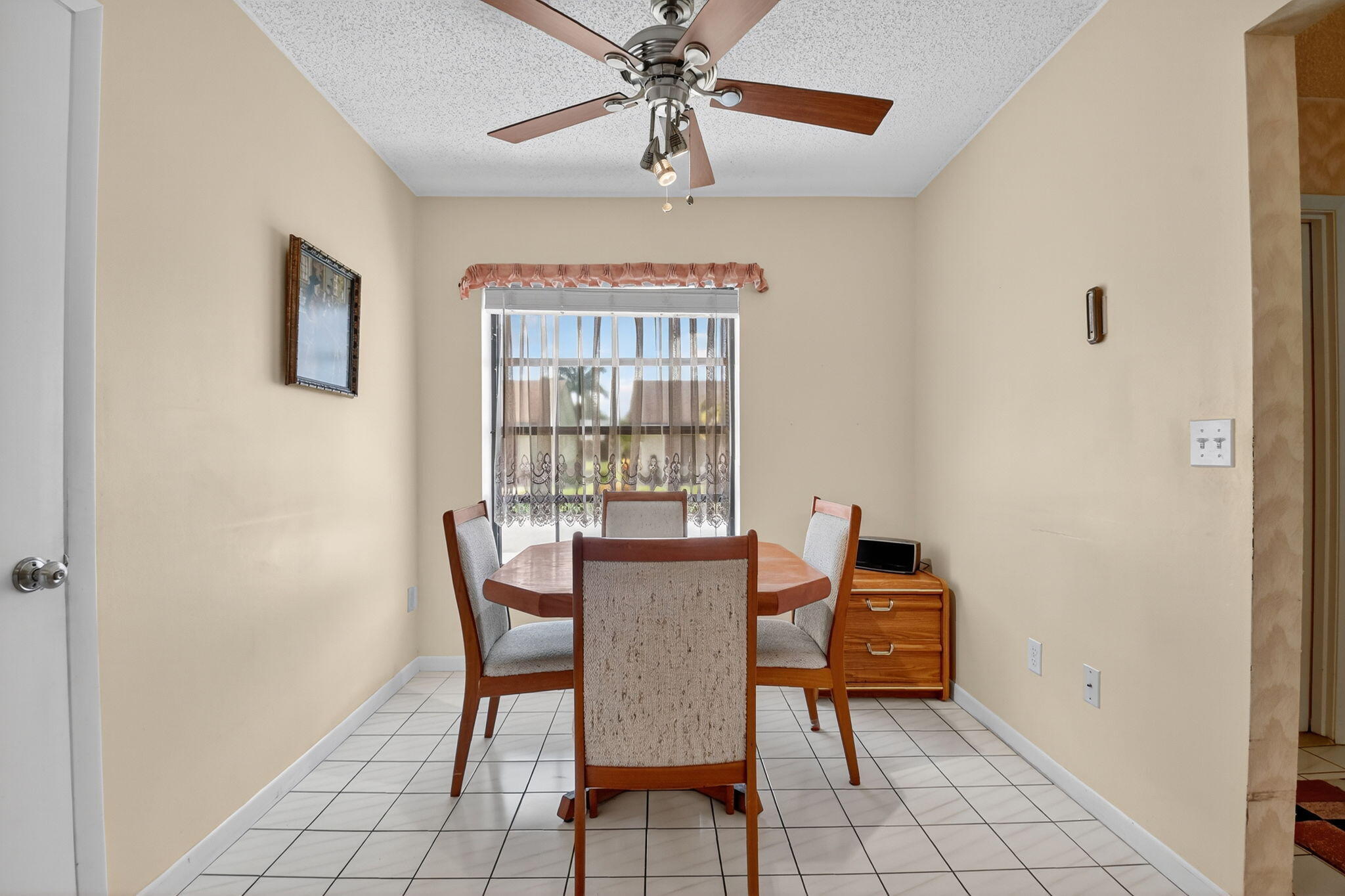 BUTTONWOOD 2 - Residential