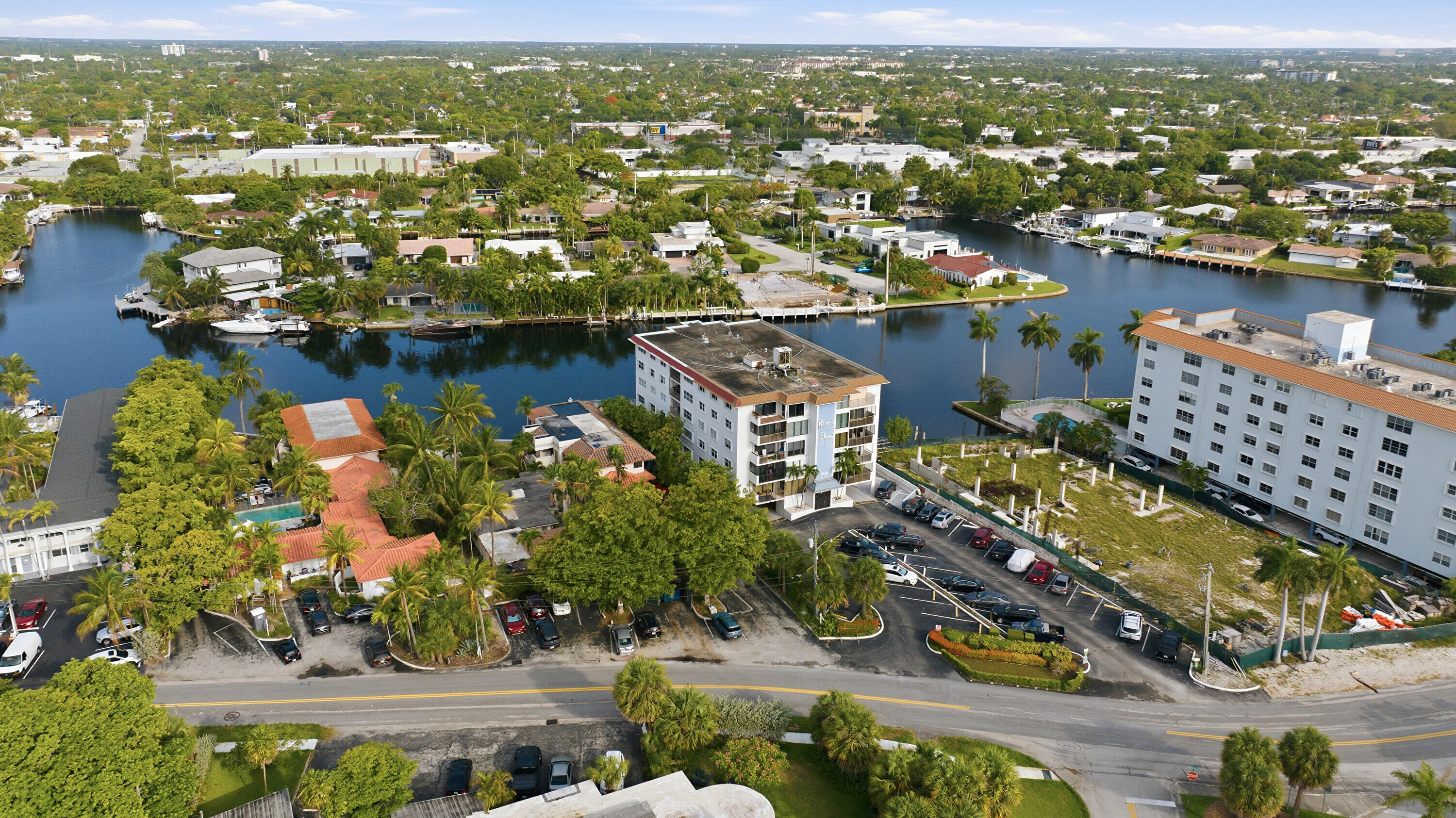 RIVERS BEND CONDO - Residential