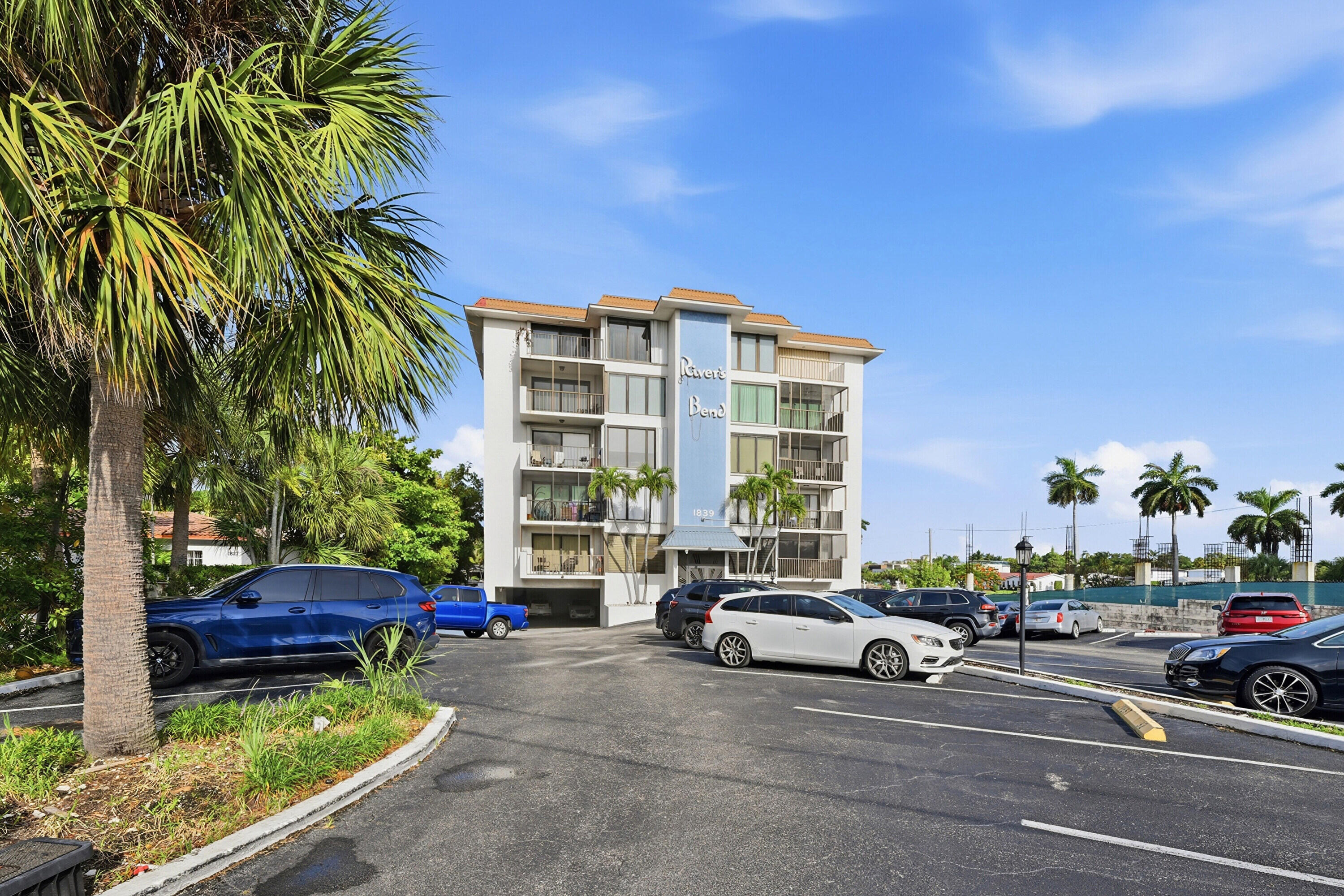 RIVERS BEND CONDO - Residential
