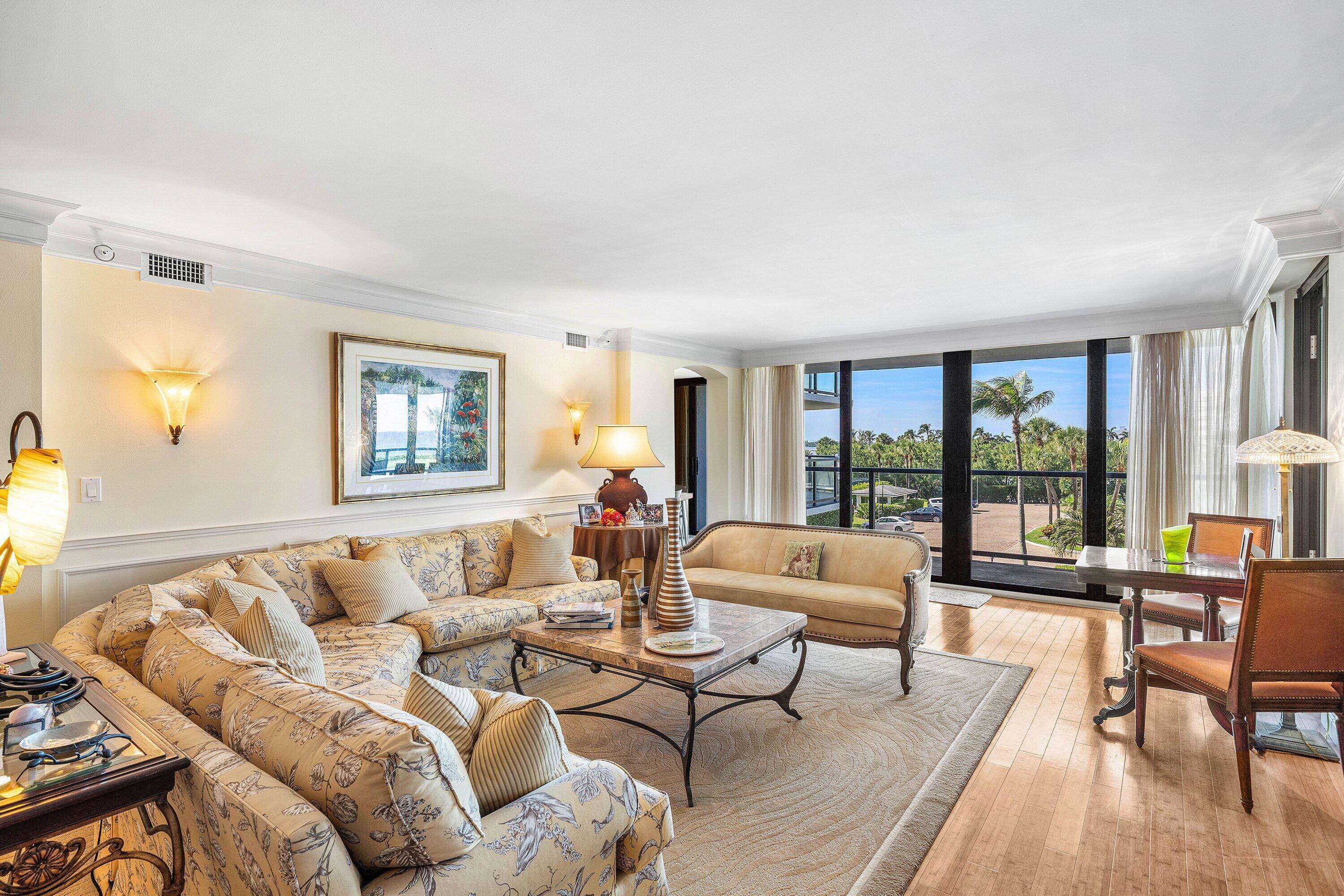 HALCYON OF PALM BEACH - Residential