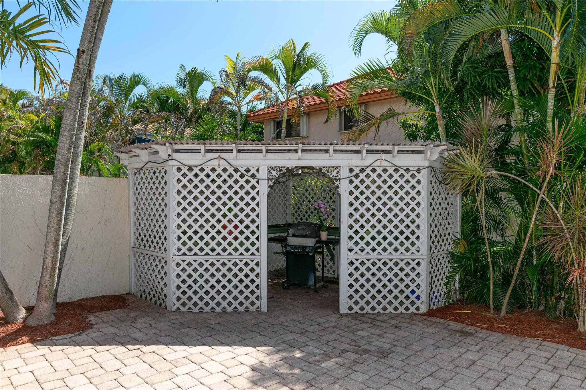 The Villages Of Hillsboro - Residential