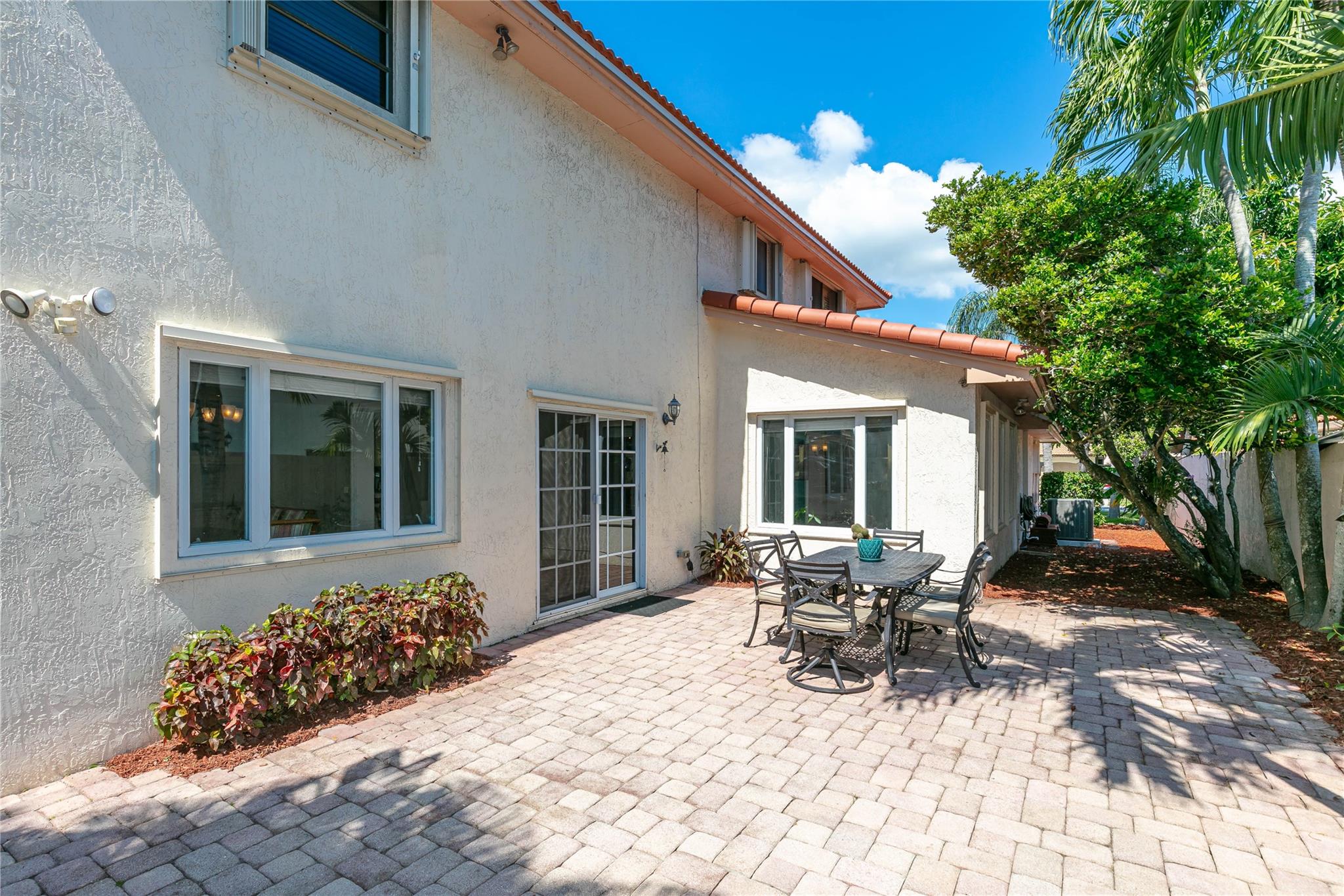 The Villages Of Hillsboro - Residential