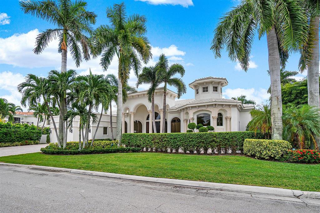 ROYAL PALM YACHT & COUNTRY CLUB - Residential