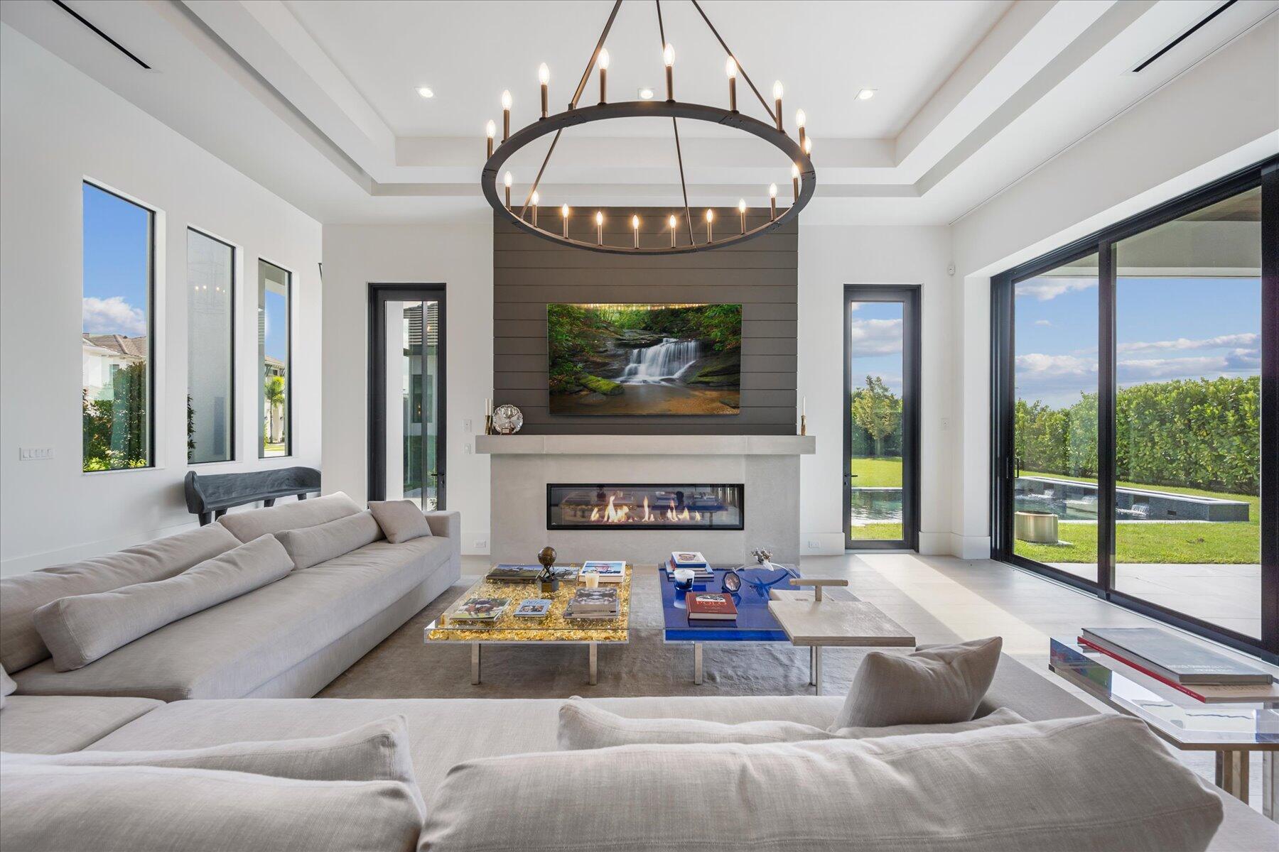 BLUE CYPRESS REPL AT PALM BEACH POLO & COUNTRY CLU - Residential