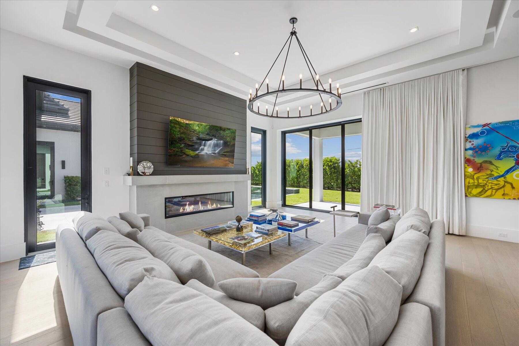 BLUE CYPRESS REPL AT PALM BEACH POLO & COUNTRY CLU - Residential