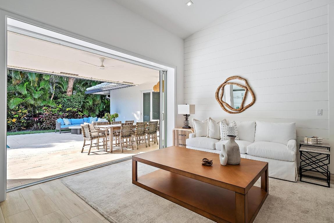 JUPITER INLET BEACH COLONY - Residential