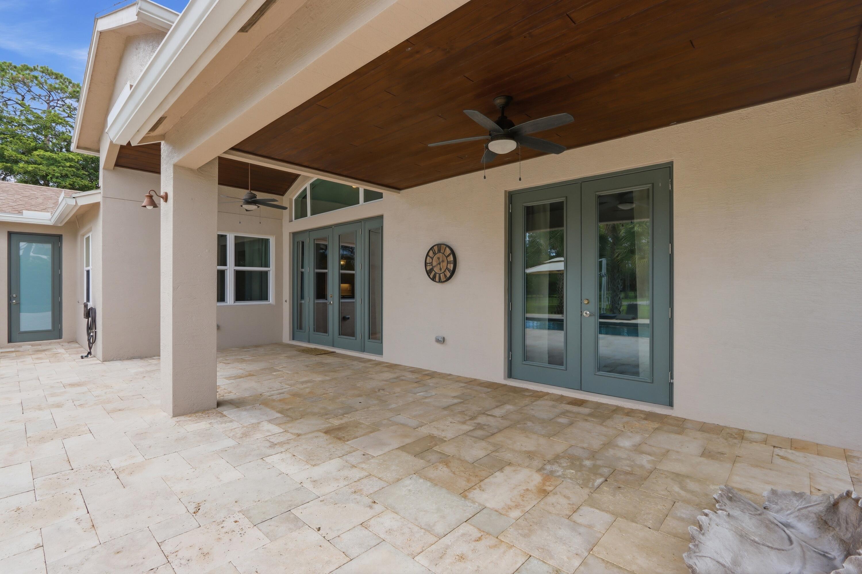 LOXAHATCHEE GROVES - Residential