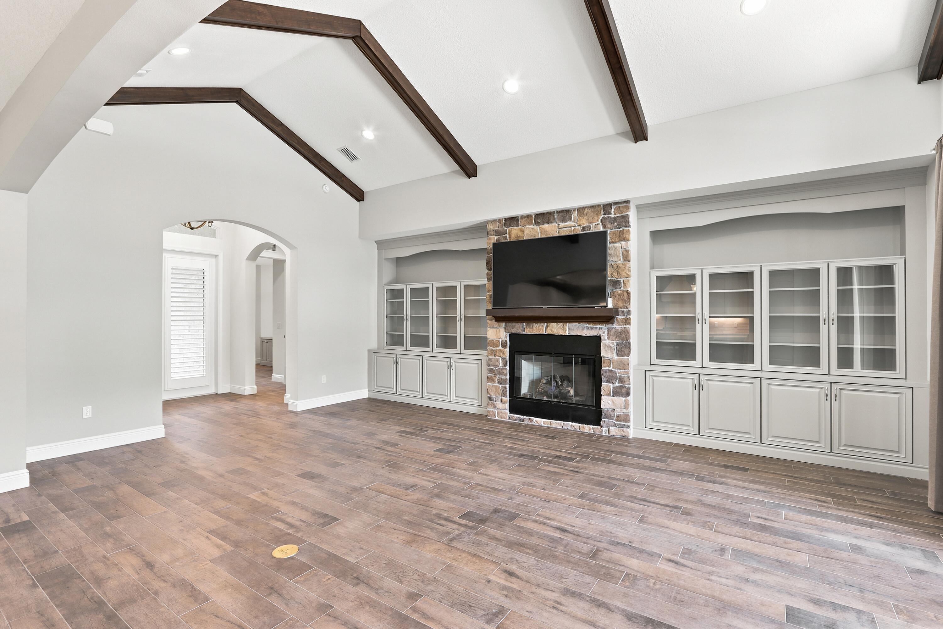 LOXAHATCHEE GROVES - Residential
