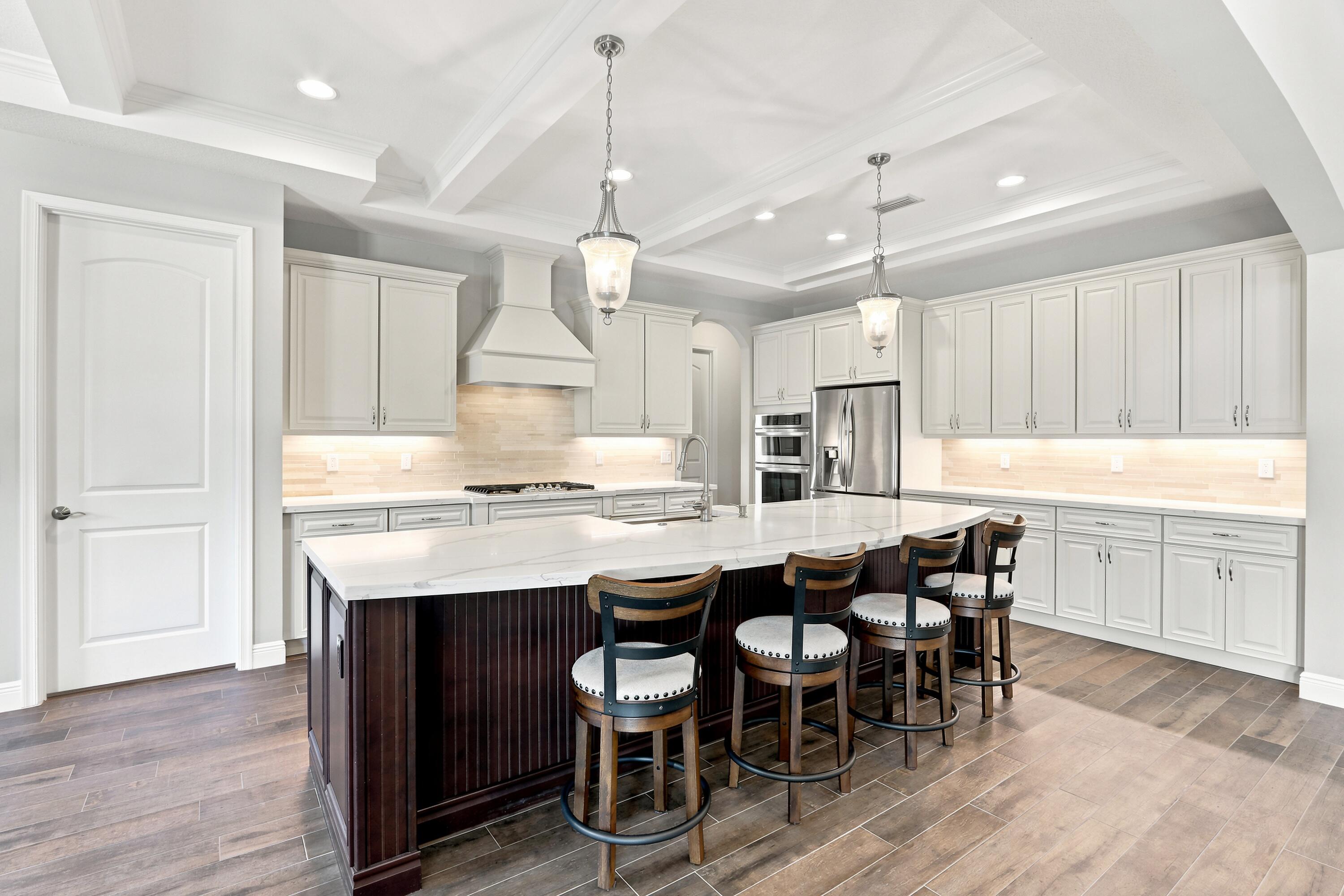 LOXAHATCHEE GROVES - Residential