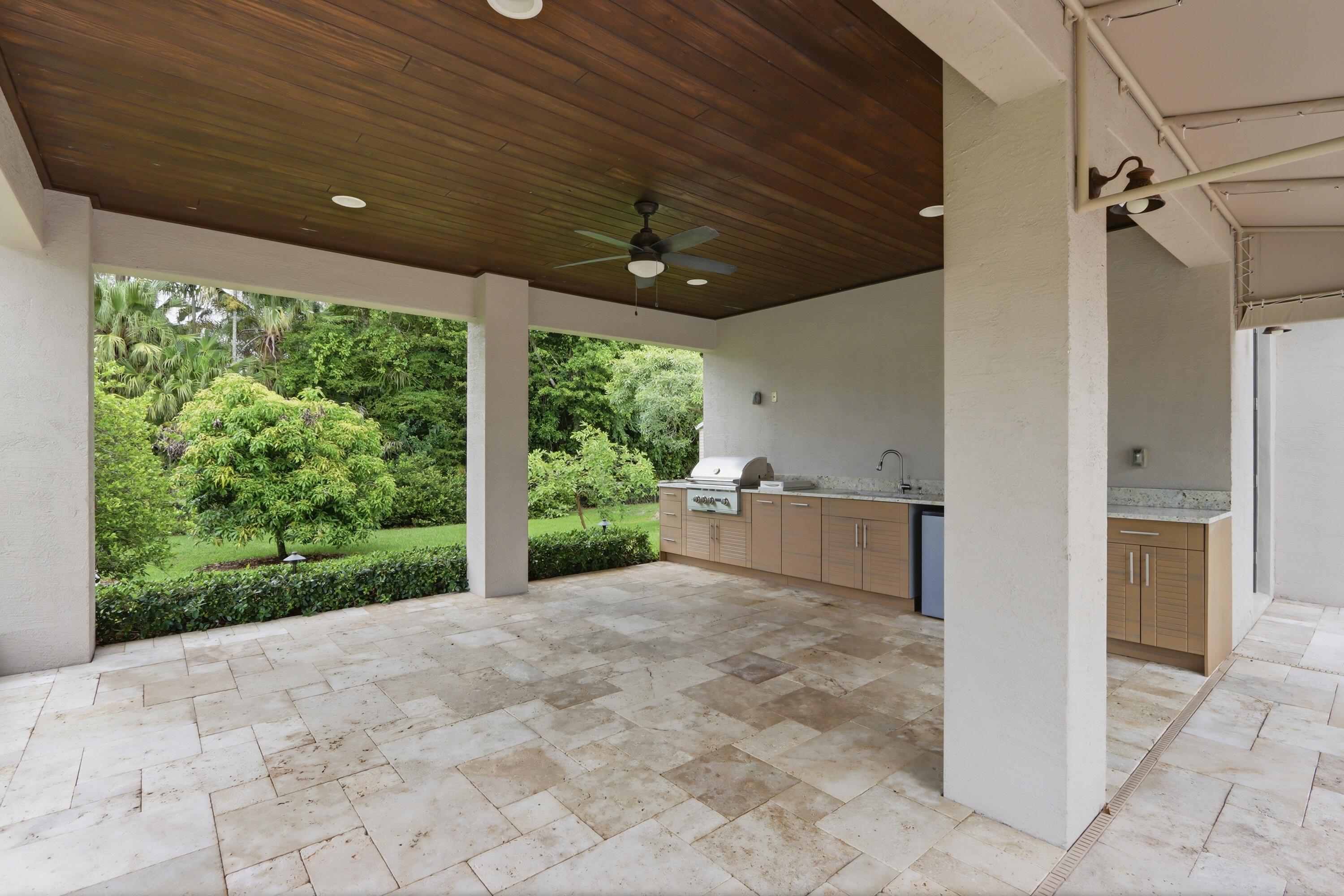 LOXAHATCHEE GROVES - Residential