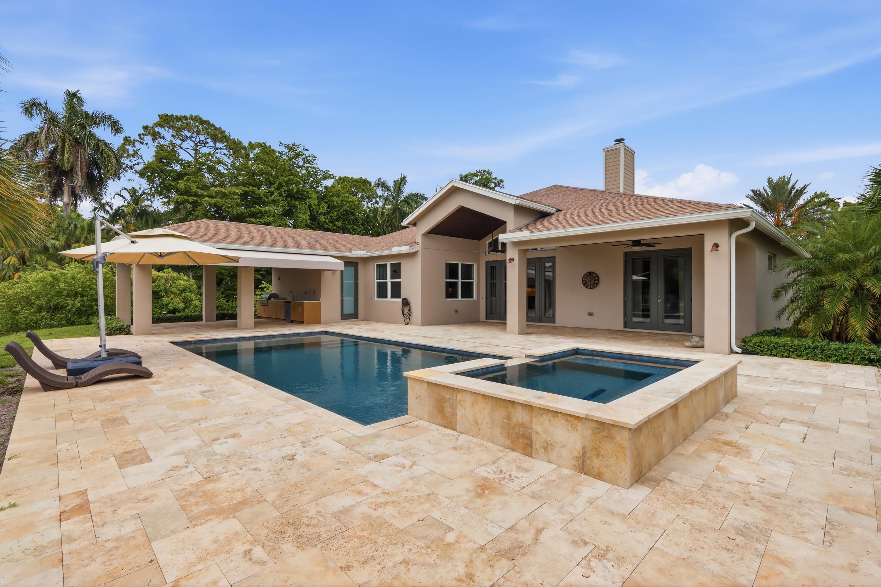 LOXAHATCHEE GROVES - Residential