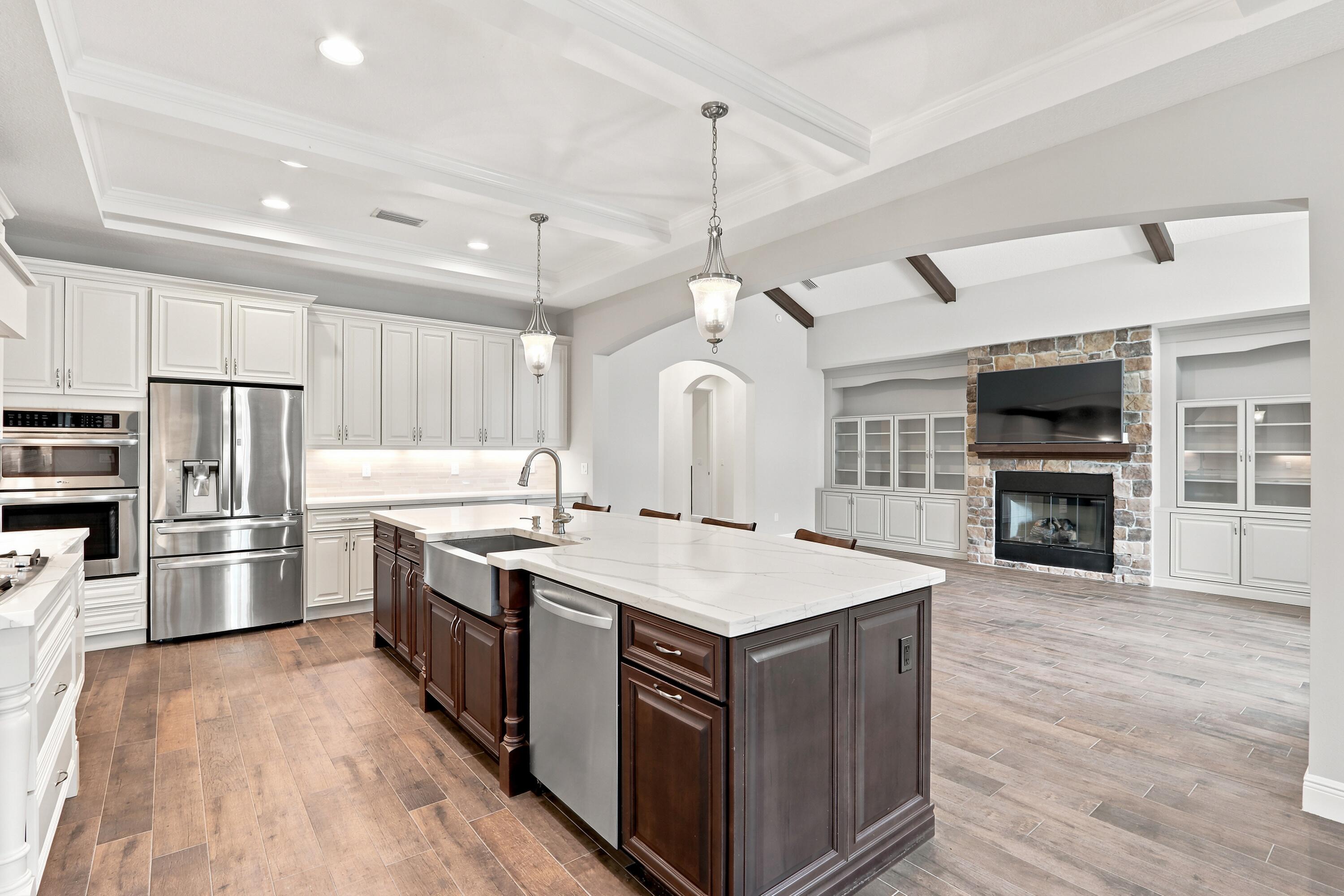 LOXAHATCHEE GROVES - Residential