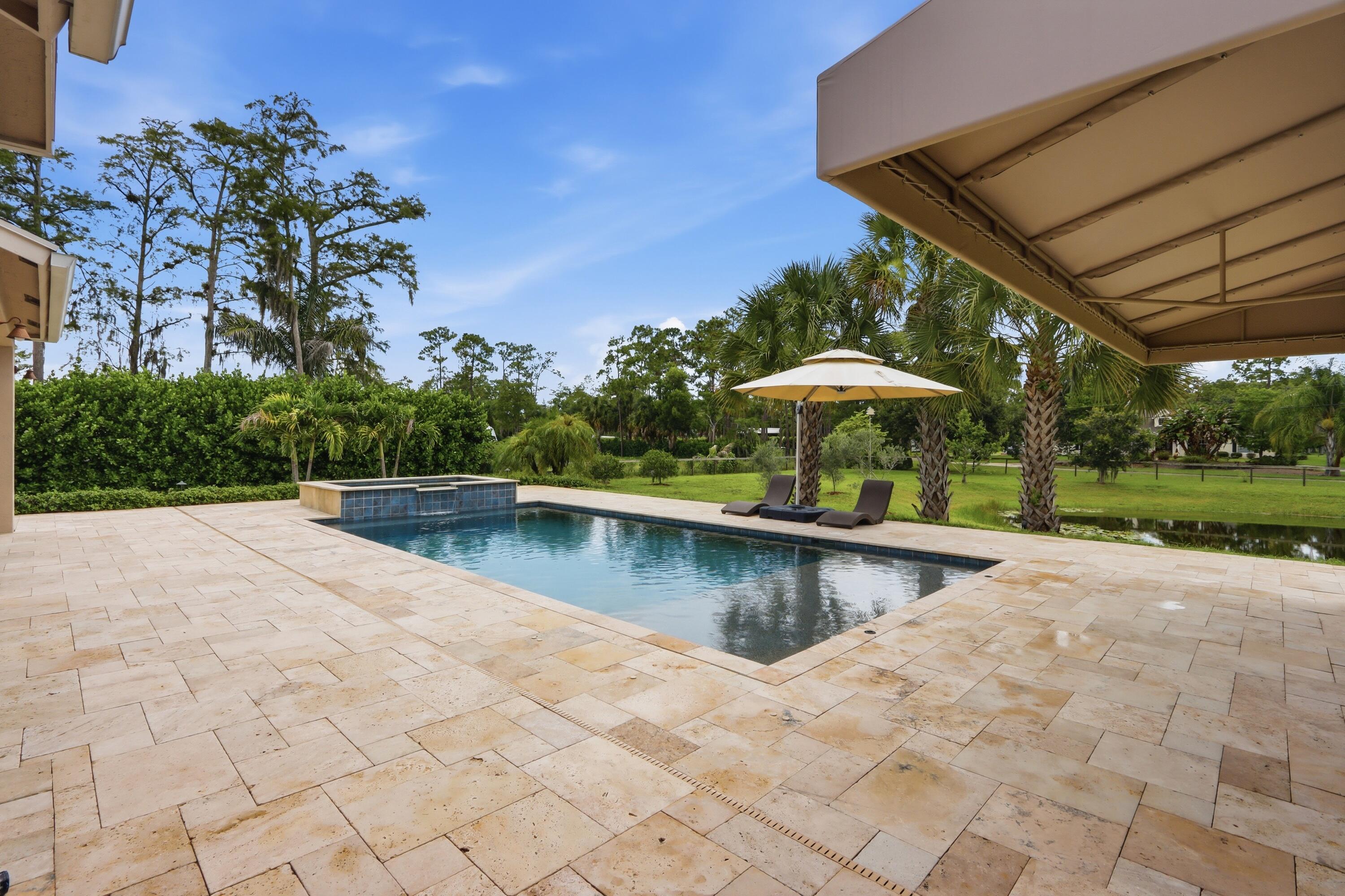 LOXAHATCHEE GROVES - Residential